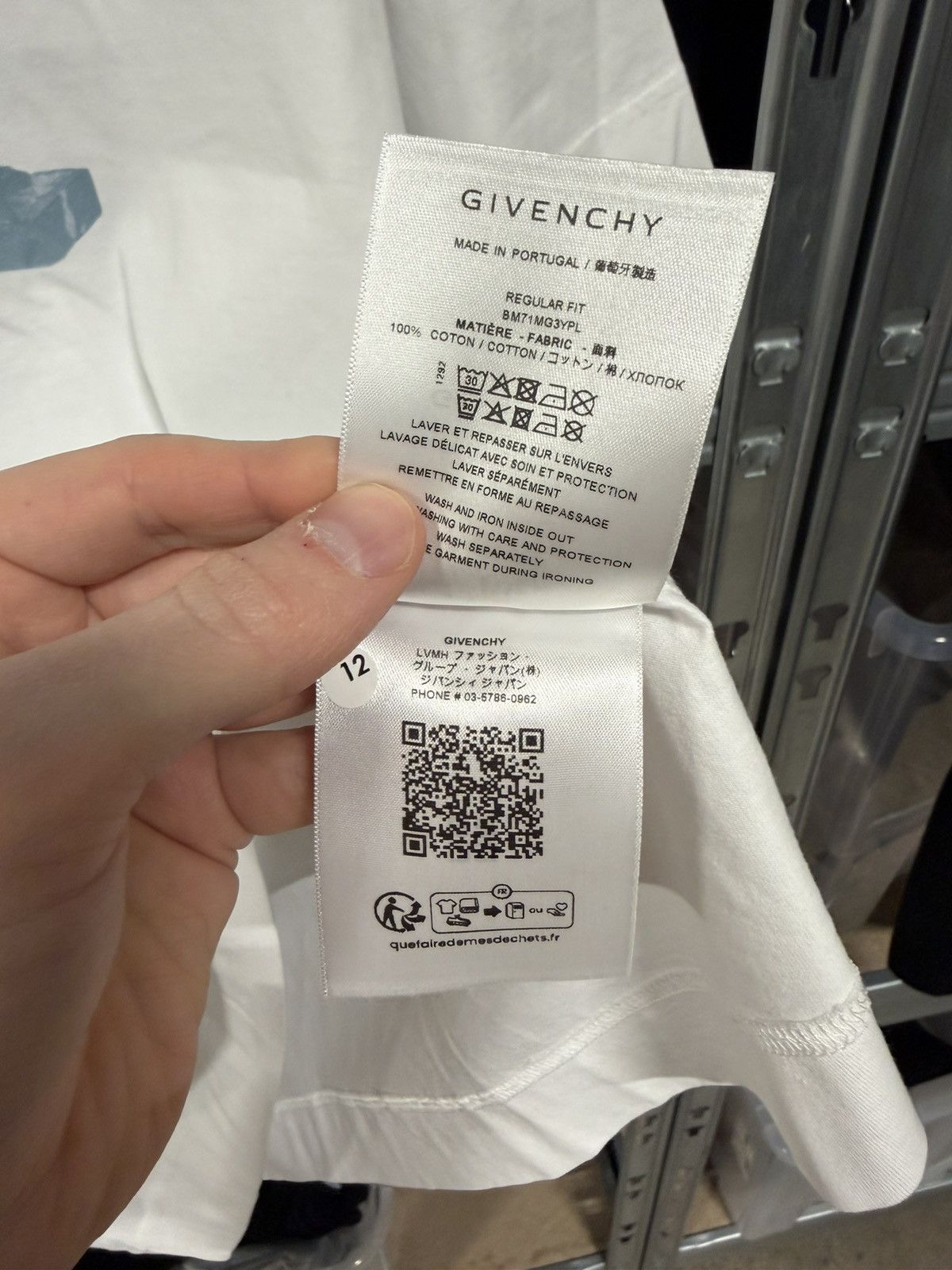 Givenchy Givenchy Logo T-Shirt NEW 600$ Size US XS / EU 42 / 0 - 6 Thumbnail