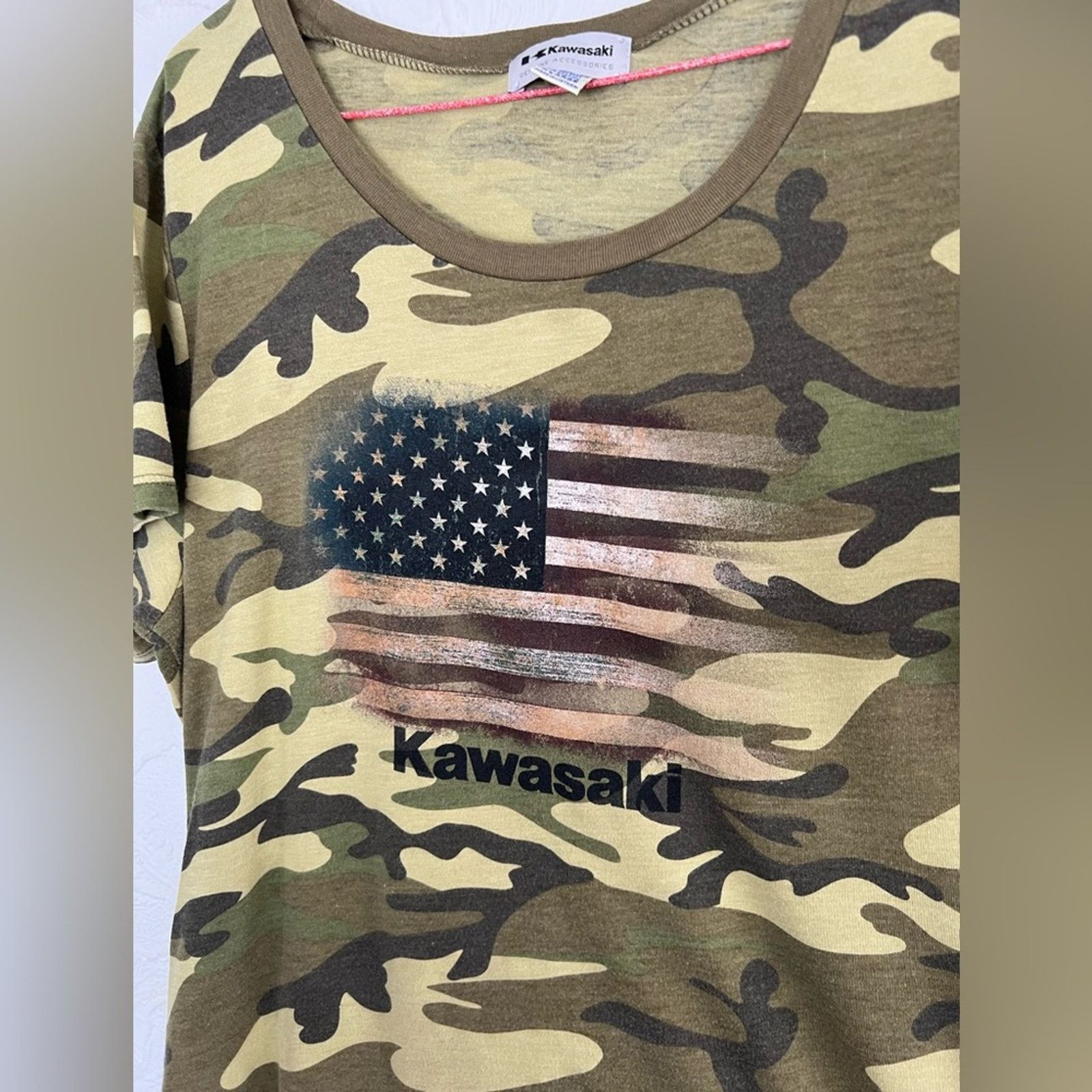 Other Genuine Kawasaki -Army Camo Flag T-Shirt - Camo - SZ XL NICE Size XL / US 12-14 / IT 48-50 - 3 Thumbnail