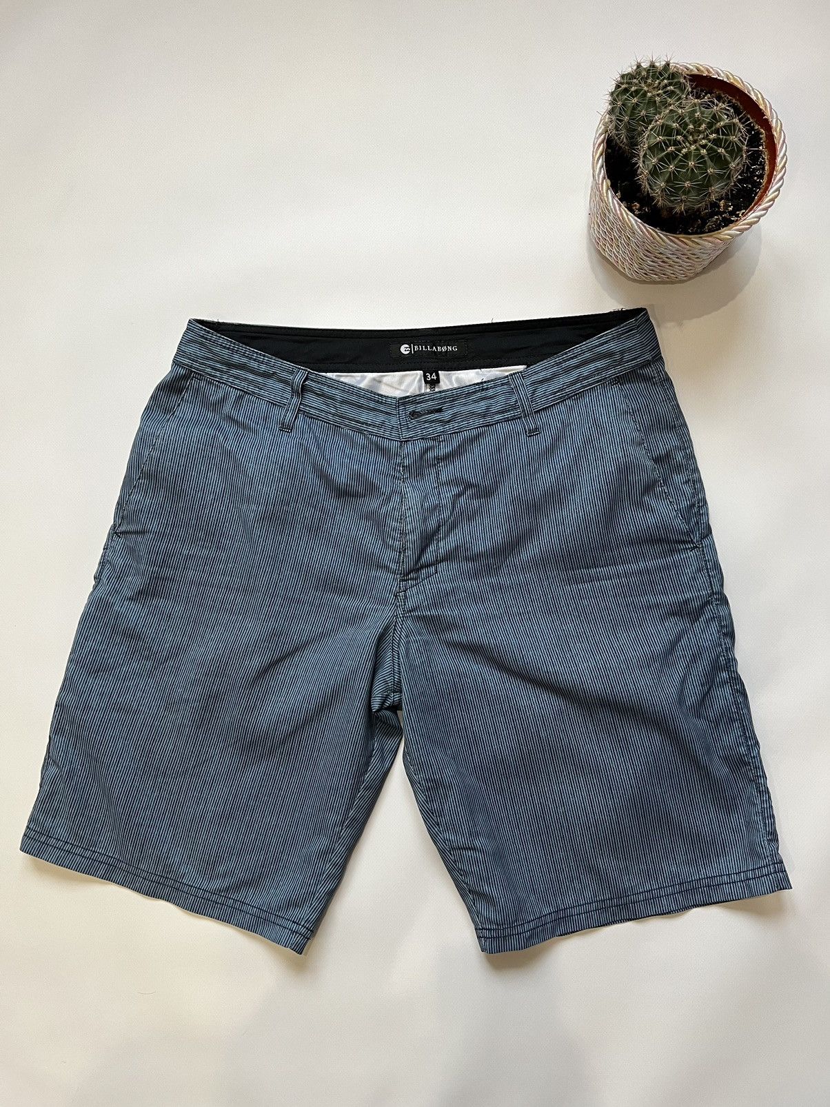 Billabong 🏄Billabong Surf Shorts Vintage Big Logo 90s Size US 34 / EU 50 - 1 Thumbnail
