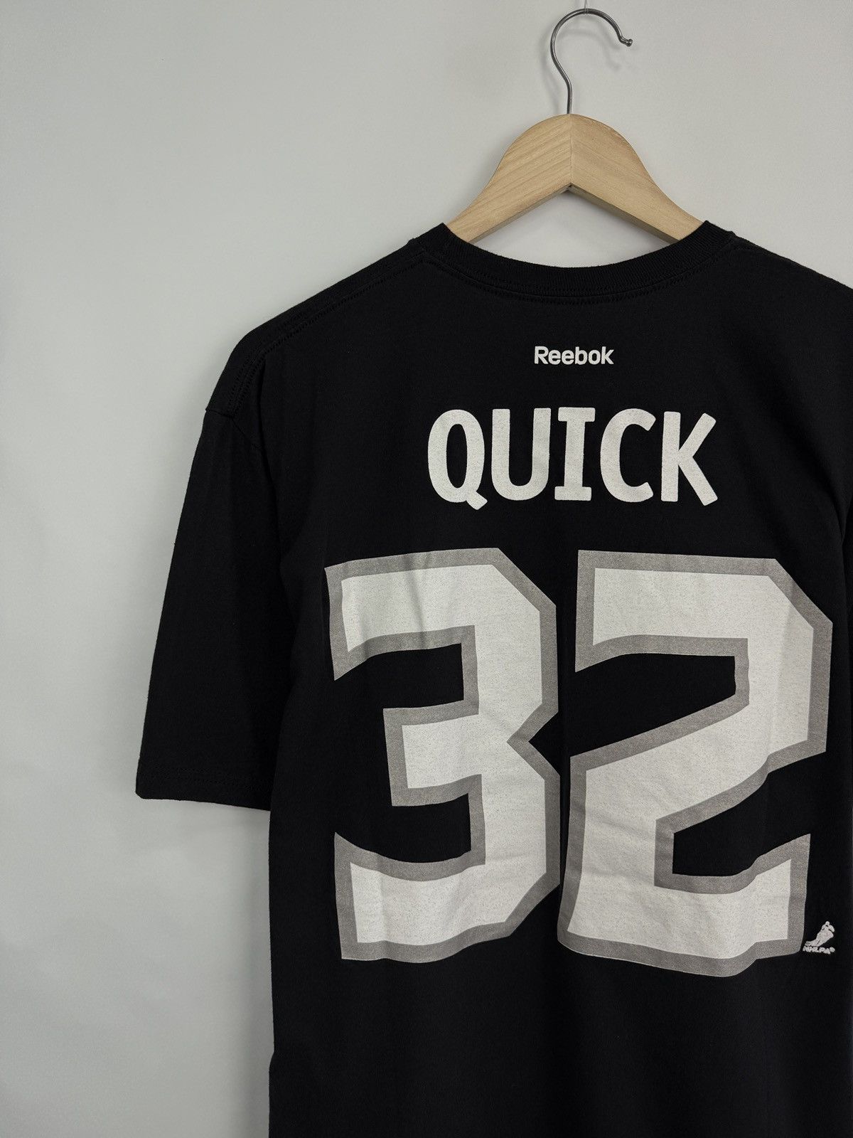 Reebok 🇺🇸 Y2K Jonathan Quick Los Angeles King NHL Reebok T-Shirt Size US XL / EU 56 / 4 - 10 Thumbnail