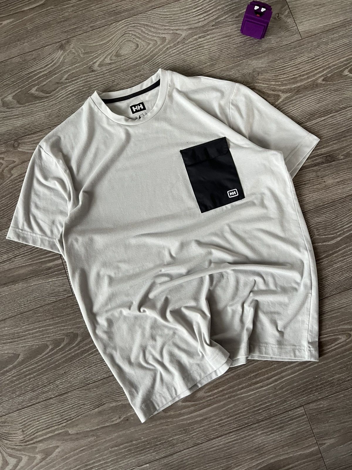 Helly Hansen Helly Hansen Norway Style Patch Pocket Active T-Shirt Size US L / EU 52-54 / 3 - 9 Thumbnail