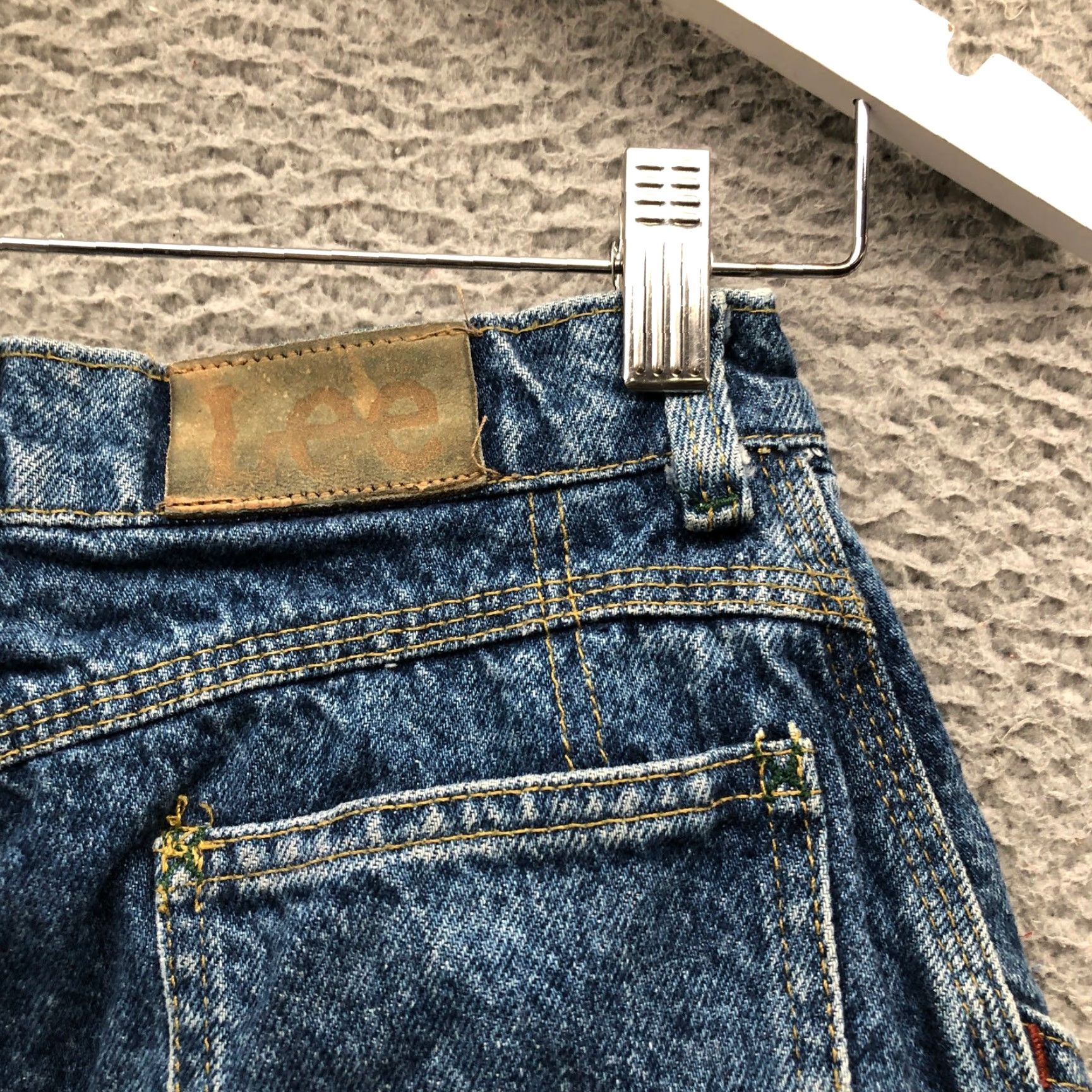 Lee VINTAGE Lee Riders Mom High Rise Jeans Womens 14 Reg 23x27 Tapered Blue Size 40" / US 18 - 7 Thumbnail