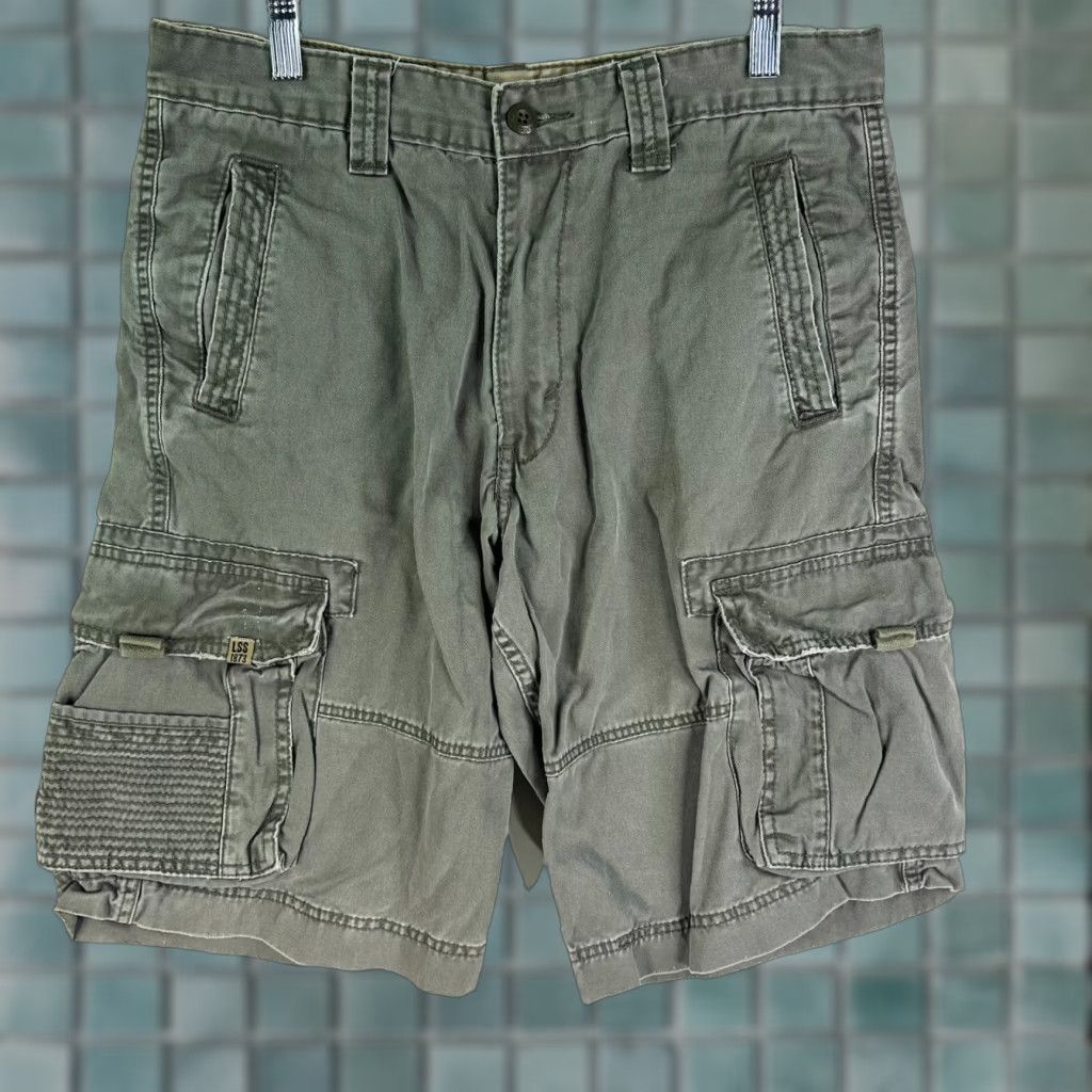 Levi's Levi's Cargo Shorts Men's Size 30 Green Relaxed Fit Mid Rise Canvas Pockets Outdoor Travel Casual Size US 30 / EU 46 - 1 Thumbnail
