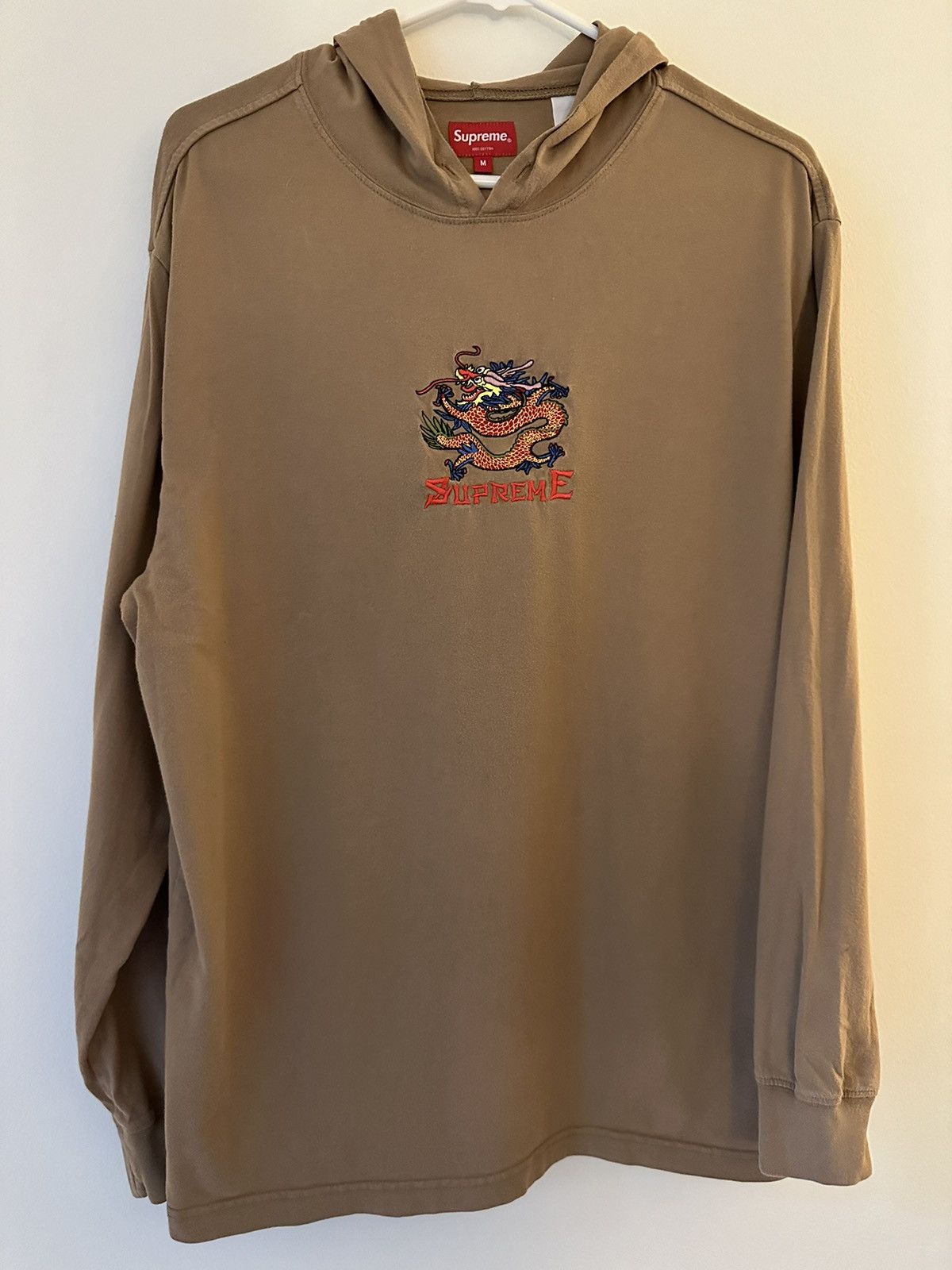 Supreme Supreme Dragon Hooded L/S Top Tee Size US M / EU 48-50 / 2 - 1 Thumbnail