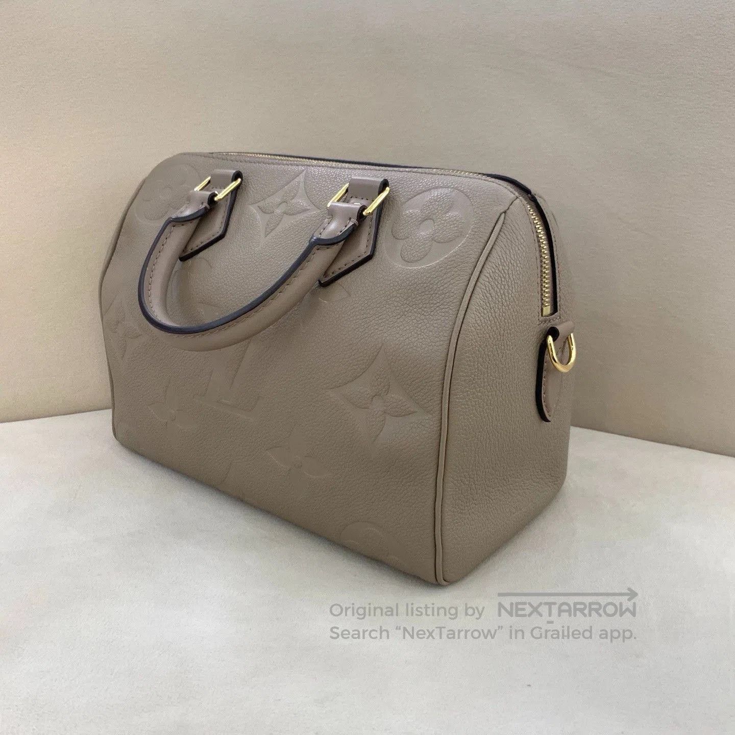 Louis Vuitton Louis Vuitton Elephant Gray Speedy 25. Size ONE SIZE - 2 Thumbnail
