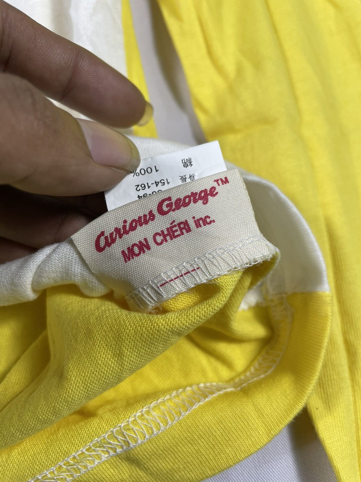 Anime × Vintage Vintage Curious George Rare Long sleeve Yellow Size US M / EU 48-50 / 2 - 4 Thumbnail
