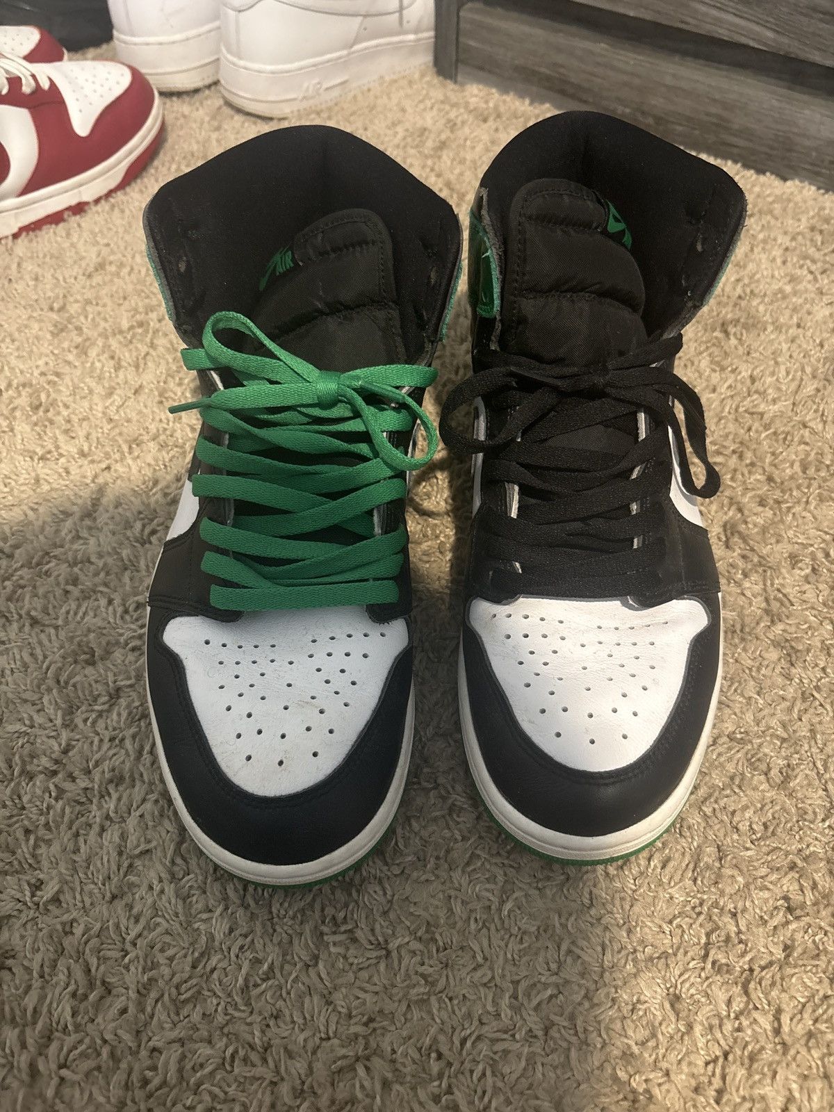 Jordan Brand Jordan 1s High Lucky Og Lucky Green Size US 11 / EU 44 - 3 Thumbnail