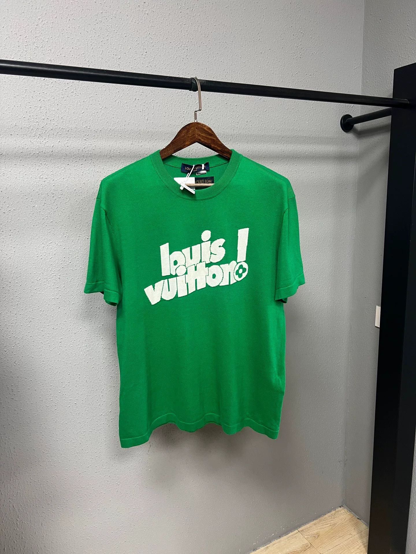 Louis Vuitton louis vuitton green short sleeve t-shirt Size US L / EU 52-54 / 3 - 1 Thumbnail