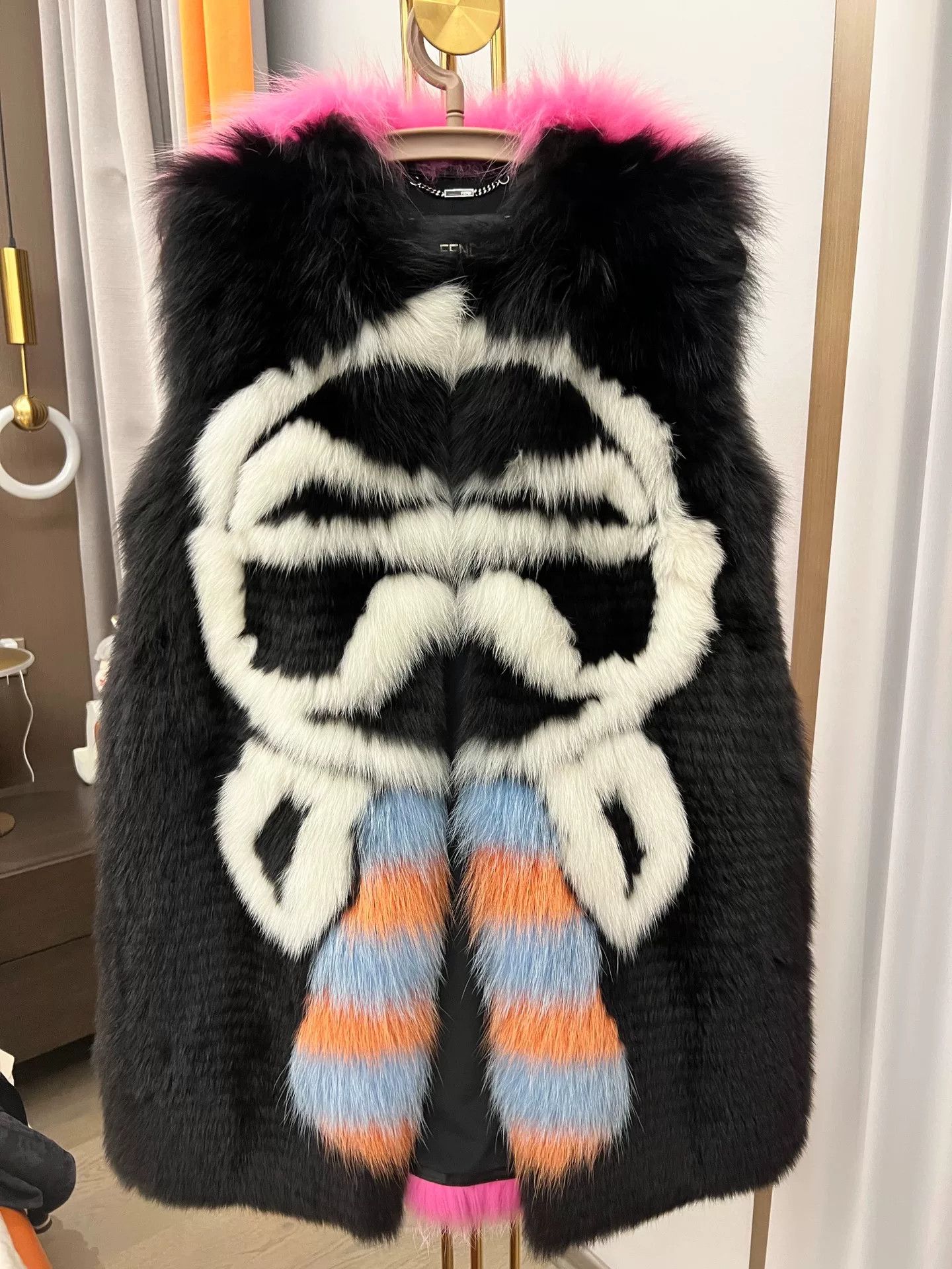 Fendi Fendi Monster Fox Fur Vest Size US M / EU 48-50 / 2 - 1 Thumbnail