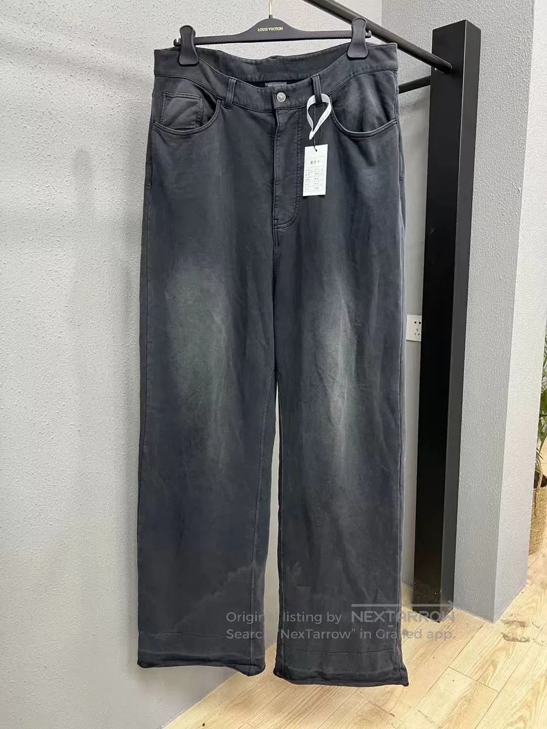 Balenciaga Balenciaga Worn Wash Pants Size S. Size US 27 - 1 Thumbnail