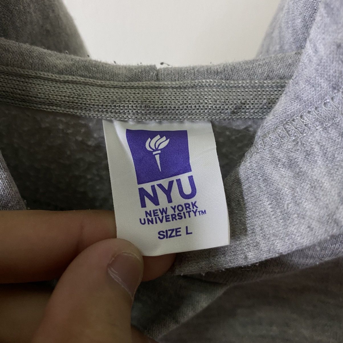 Vintage New York University NYU x GU Collaboration Pullover Hoodie Size US S / EU 44-46 / 1 - 3 Thumbnail
