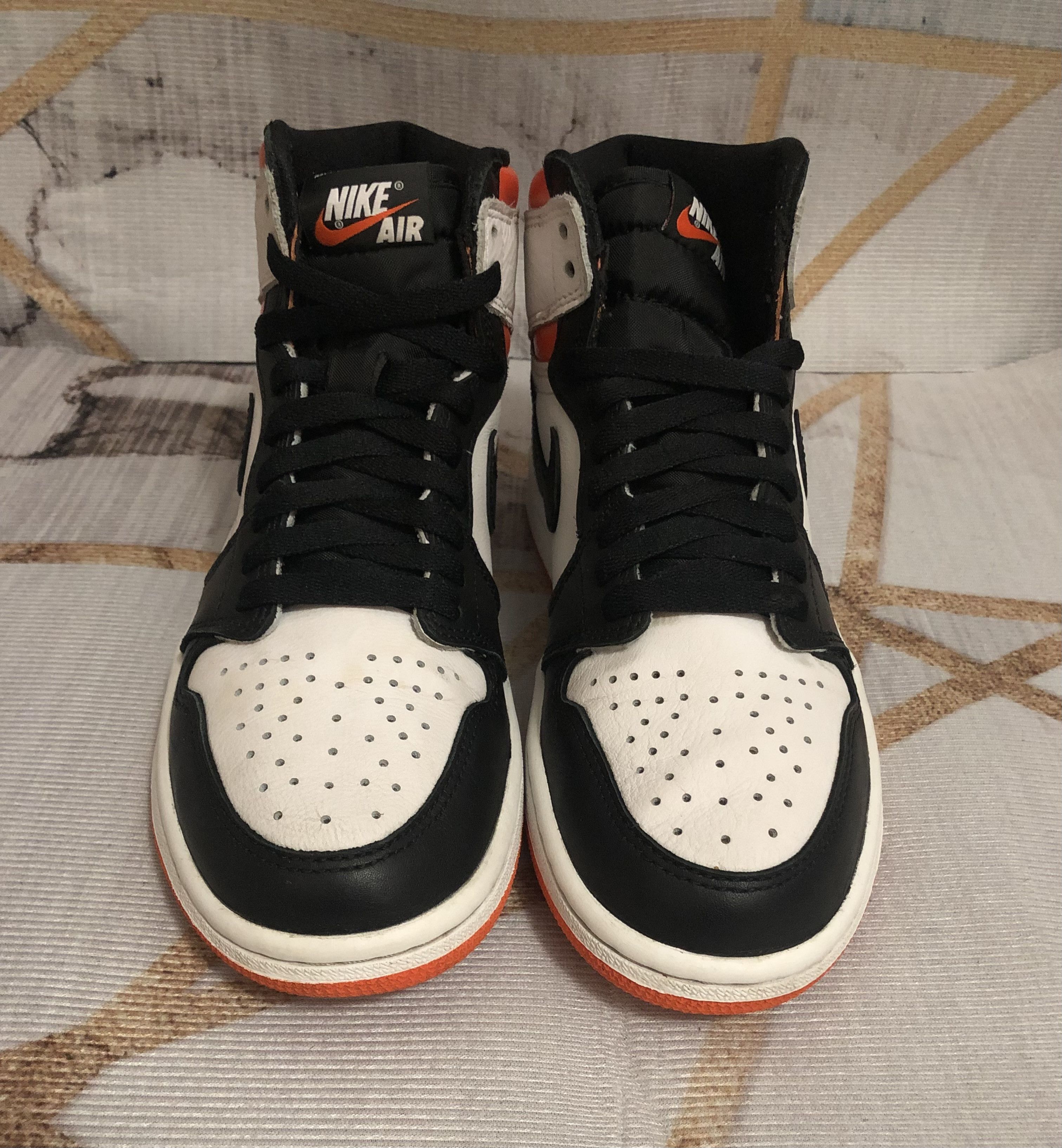 Jordan Brand × Nike Nike Air Jordan 1 Retro High OG Electro Orange | Robot | Lab Size US 6.5 / EU 39-40 - 3 Thumbnail