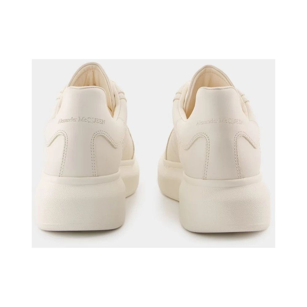 Alexander McQueen o1w1db10925 Oversized Sneaker in White Size US 8 / IT 38 - 4 Thumbnail