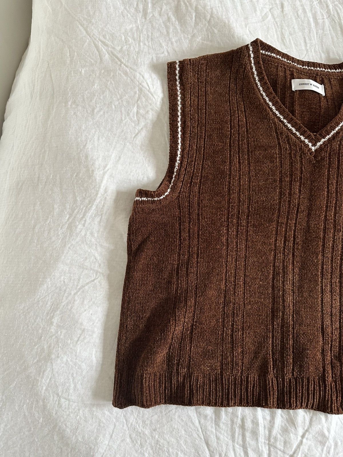 Ernest W. Baker Brown V-Neck Vest Size US S / EU 44-46 / 1 - 4 Thumbnail