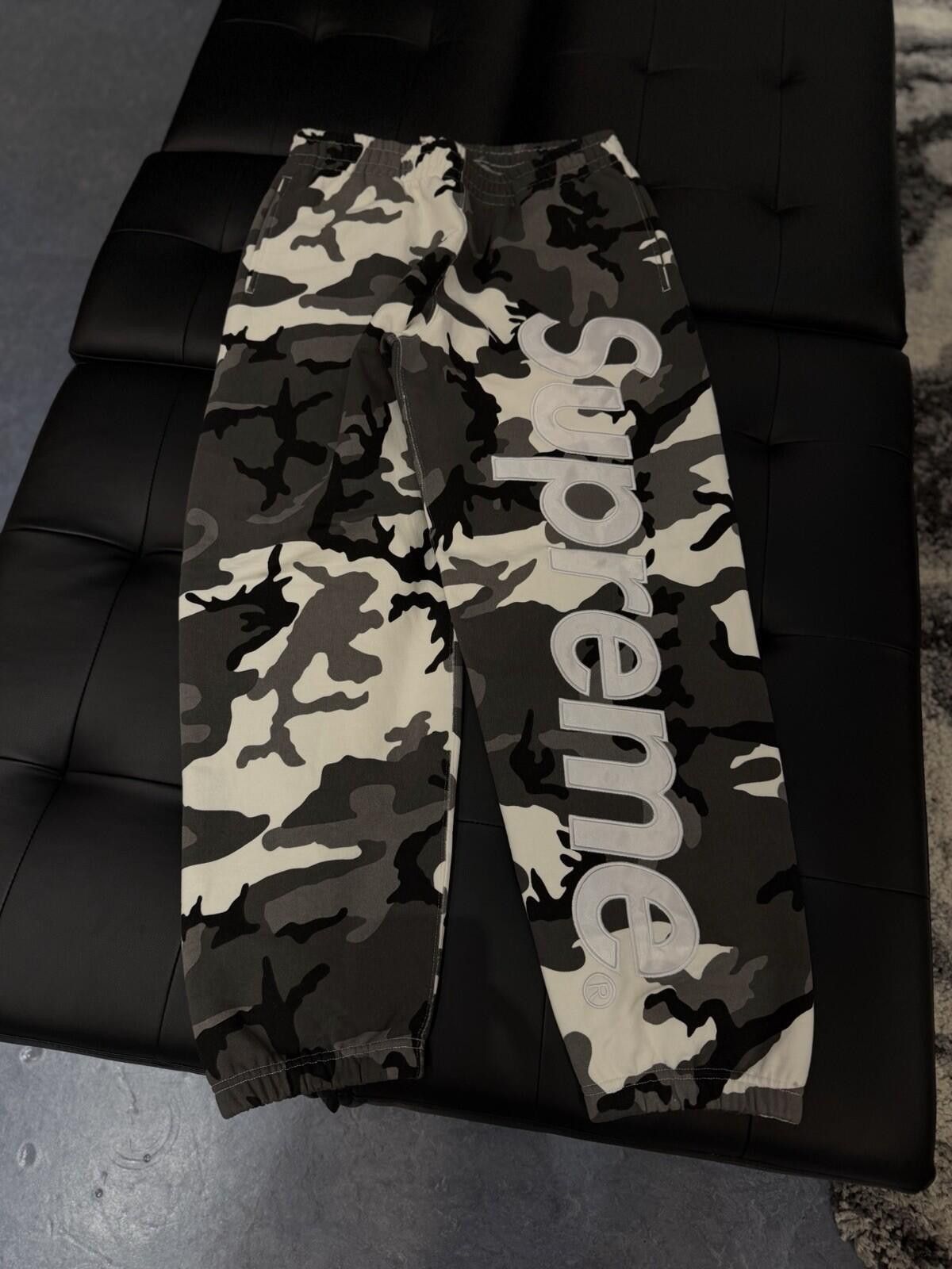 Supreme Supreme Satin Logo Sweatpant Snow Camo SS26 Men’s Size Small Size US 30 / EU 46 - 5 Thumbnail