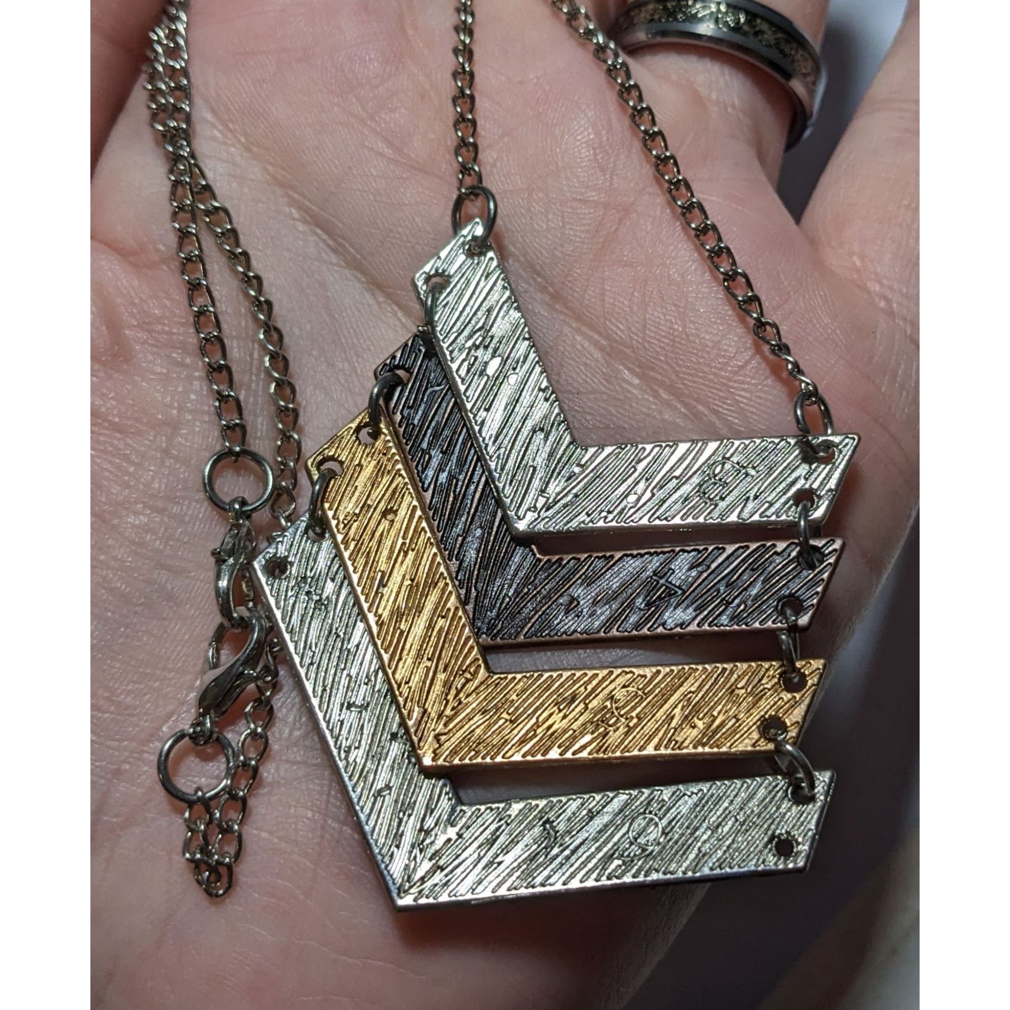 Other Metallic Chevon Necklace Size ONE SIZE - 5 Thumbnail