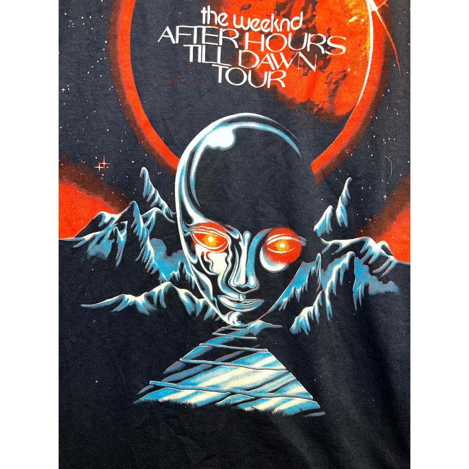 Fruit Of The Loom The Weeknd Shirt After Hours Till Dawn Tour Weekend Tee M Size US M / EU 48-50 / 2 - 4 Thumbnail