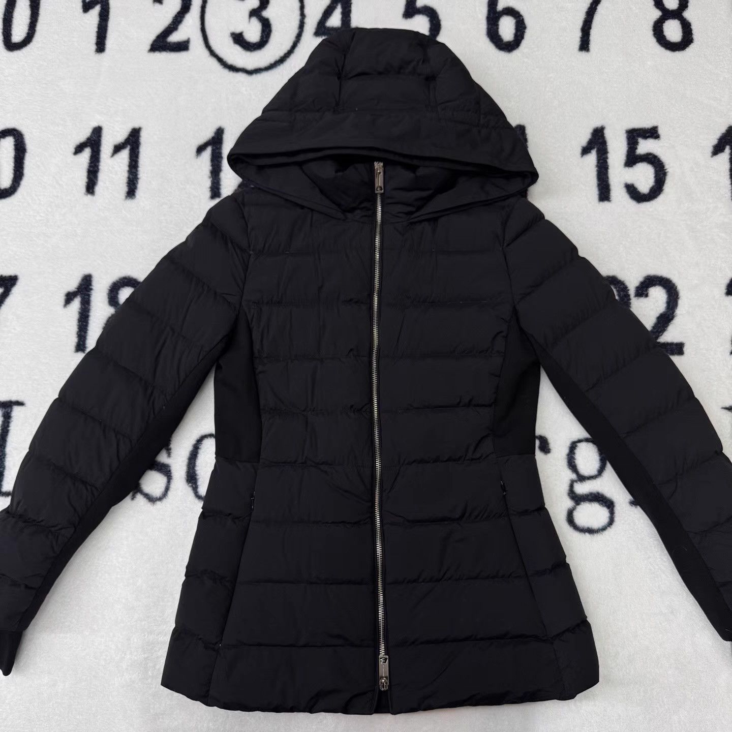 Burberry Burberry Black Slim-Fit Down Jacket Q10 Size US S / EU 44-46 / 1 - 1 Thumbnail