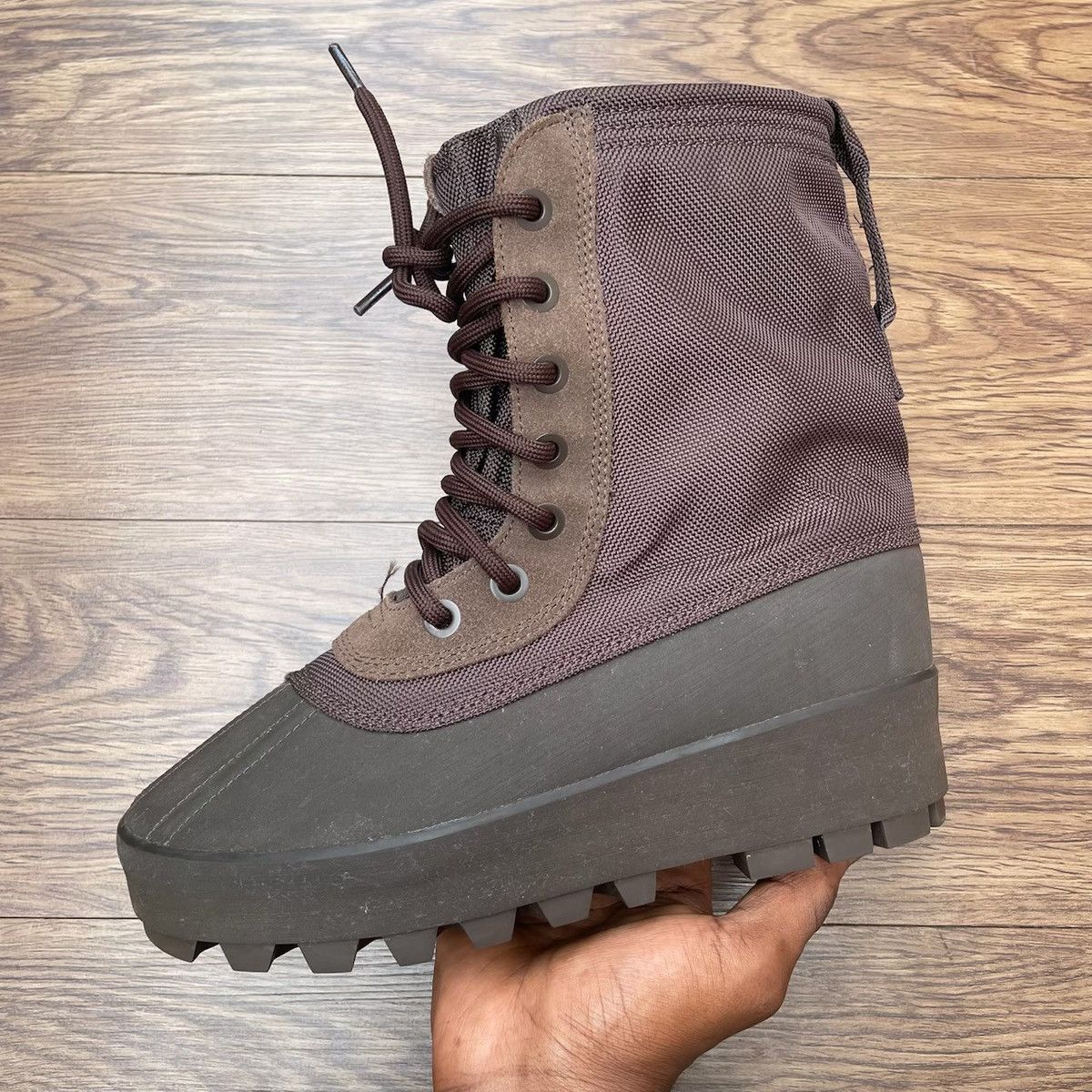 Yeezy 950 'Chocolate' Boots