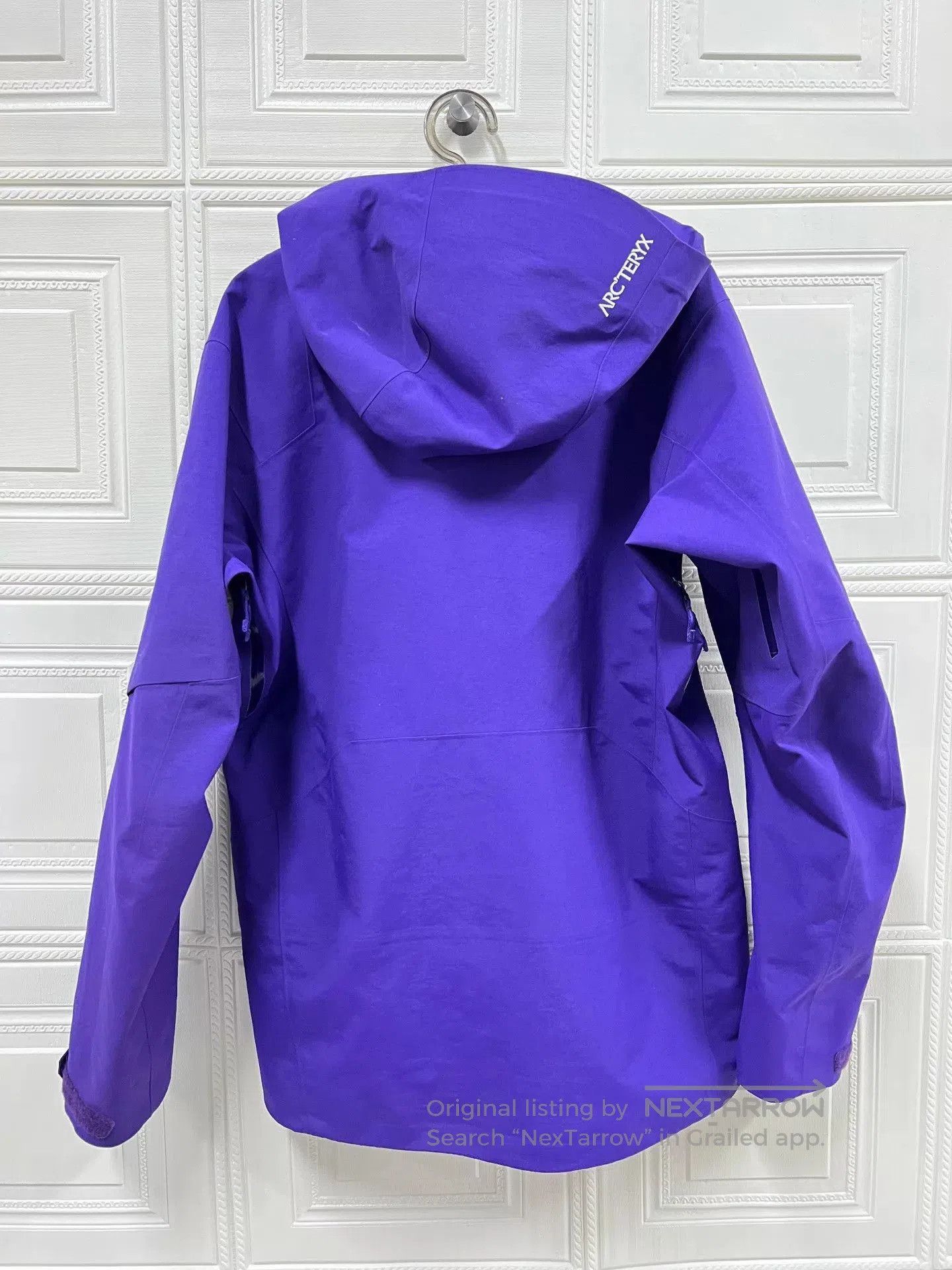 Arc'teryx Purple Hooded Rain Jacket Size S. Size US S / EU 44-46 / 1 - 2 Thumbnail