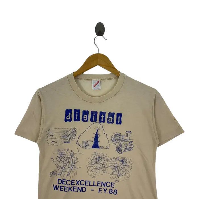 Vintage Vintage COMIC STRIP F.Y 88 Digital Decexcelence Tee Shirt Size US L / EU 52-54 / 3 - 2 Thumbnail