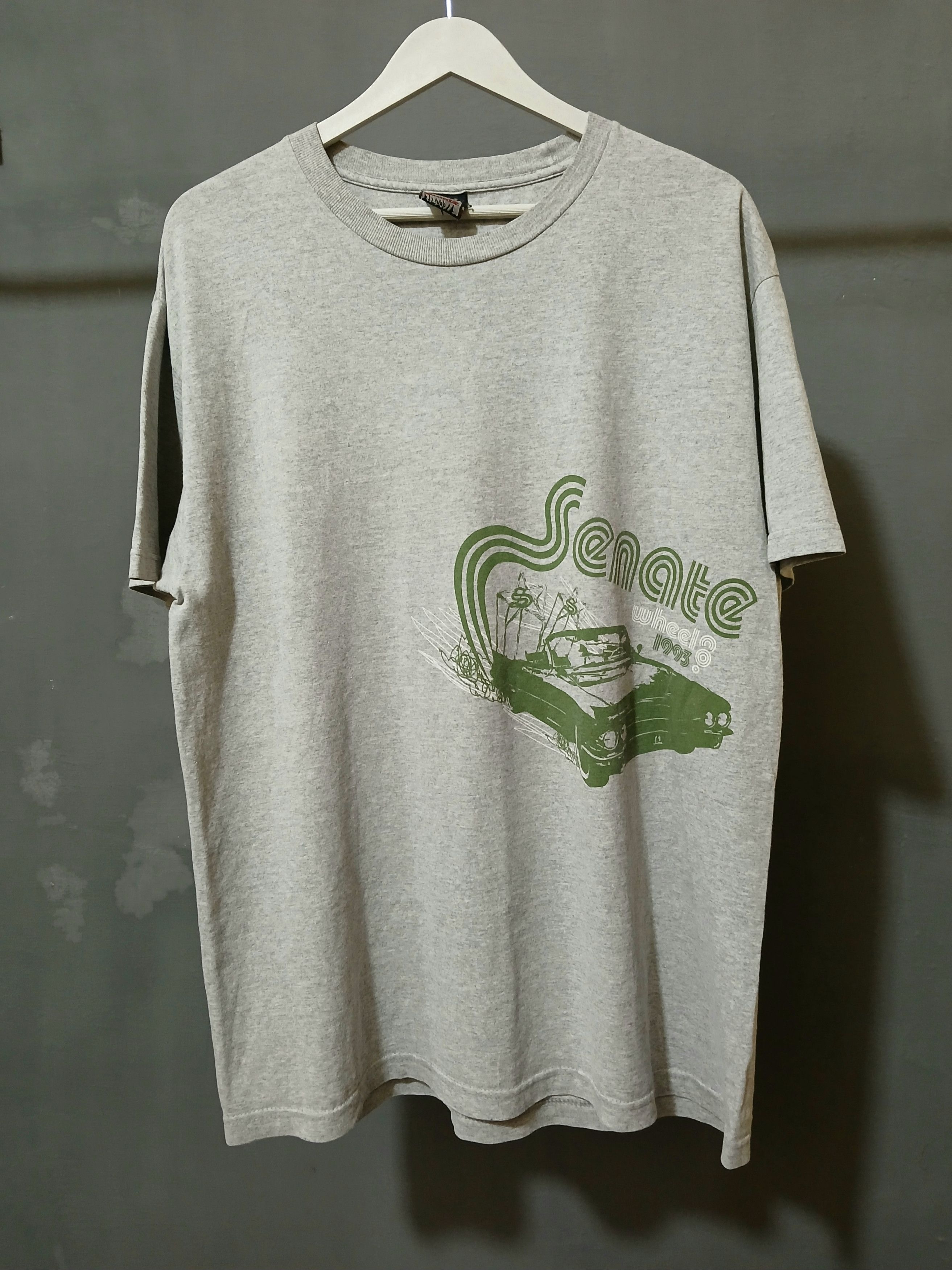 Vintage T-shirt Senate Skateboard 90s Retro Car Graffiti Size US L / EU 52-54 / 3 - 1 Thumbnail