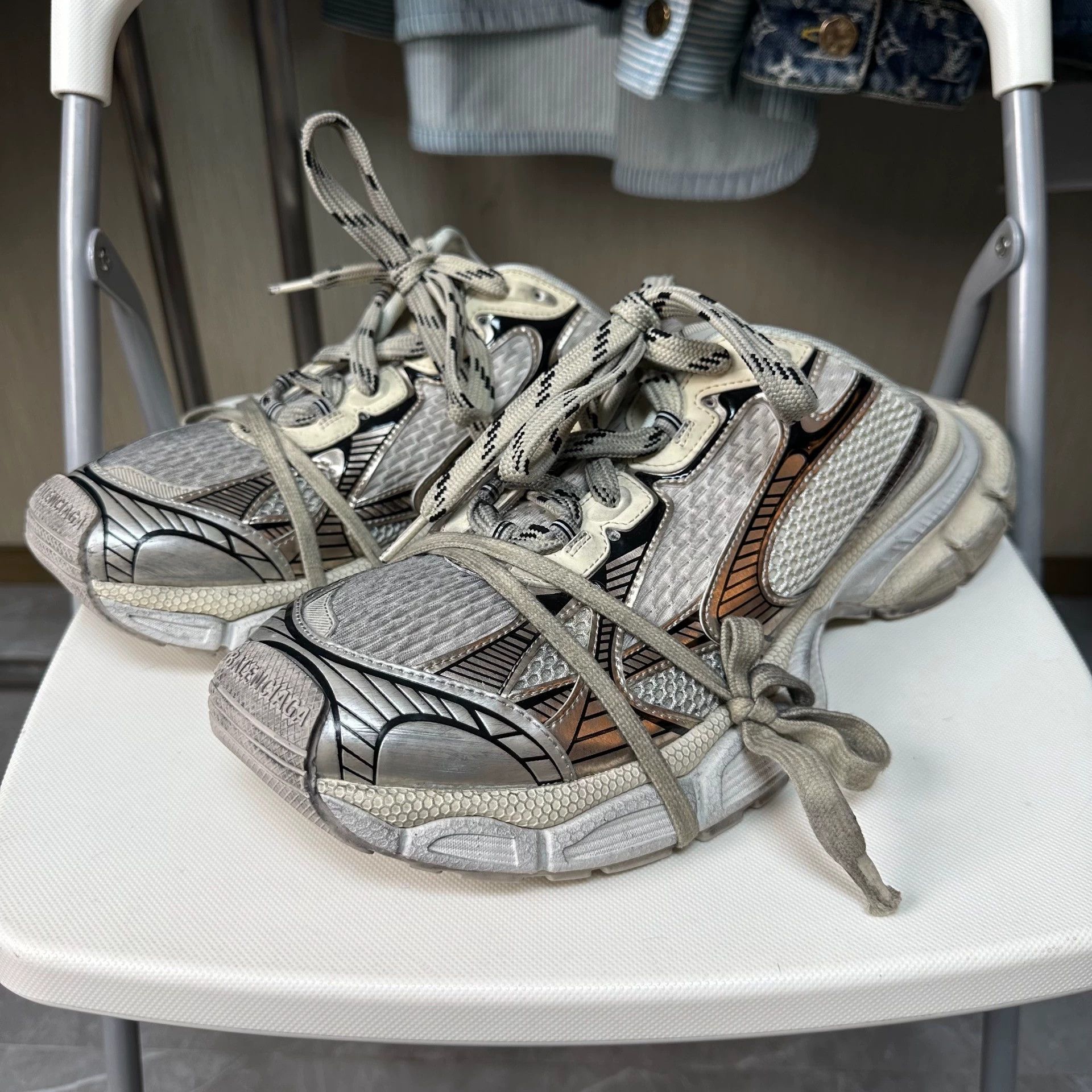 Balenciaga $8000 RETAIL Balenciaga Sapphire Strass Techno Clog