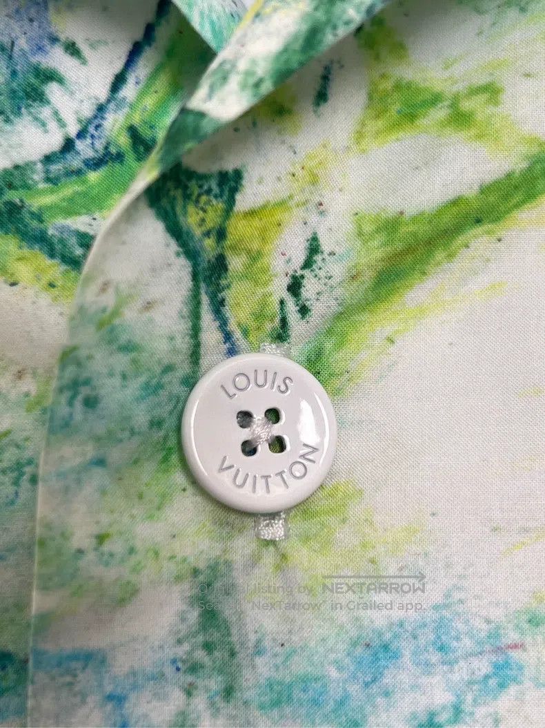 Louis Vuitton Louis Vuitton Crayon Doodle Short Sleeve Shirt Size US S / EU 44-46 / 1 - 4 Thumbnail