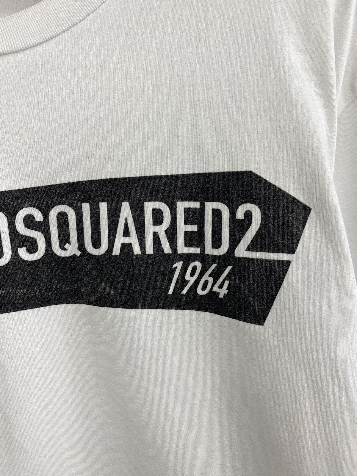 Dsquared2 🇮🇹 Dsquared2 Big Logo Y2K T-Shirt Rare Retro Hype Size US XL / EU 56 / 4 - 8 Thumbnail