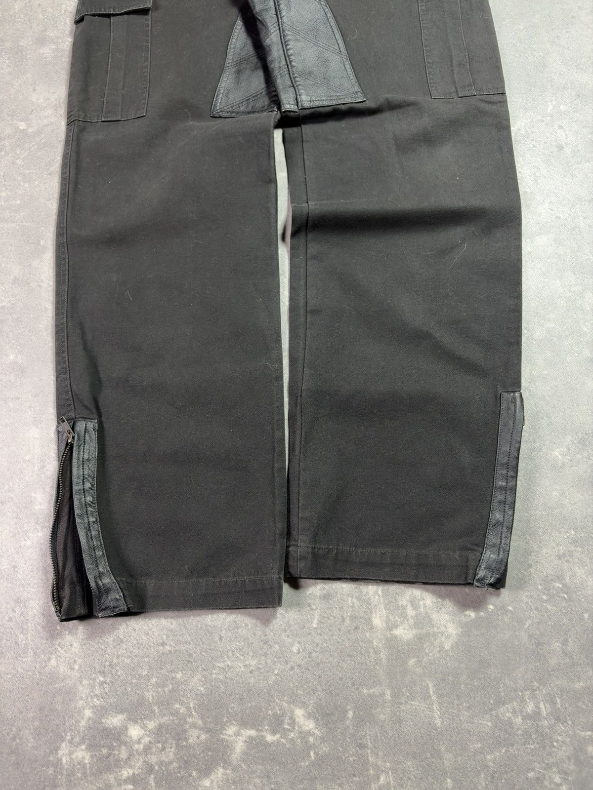 Roberto Cavalli Class Roberto Cavalli Leather Elements Cargo Denim Jeans 32 Size US 32 / EU 48 - 5 Thumbnail