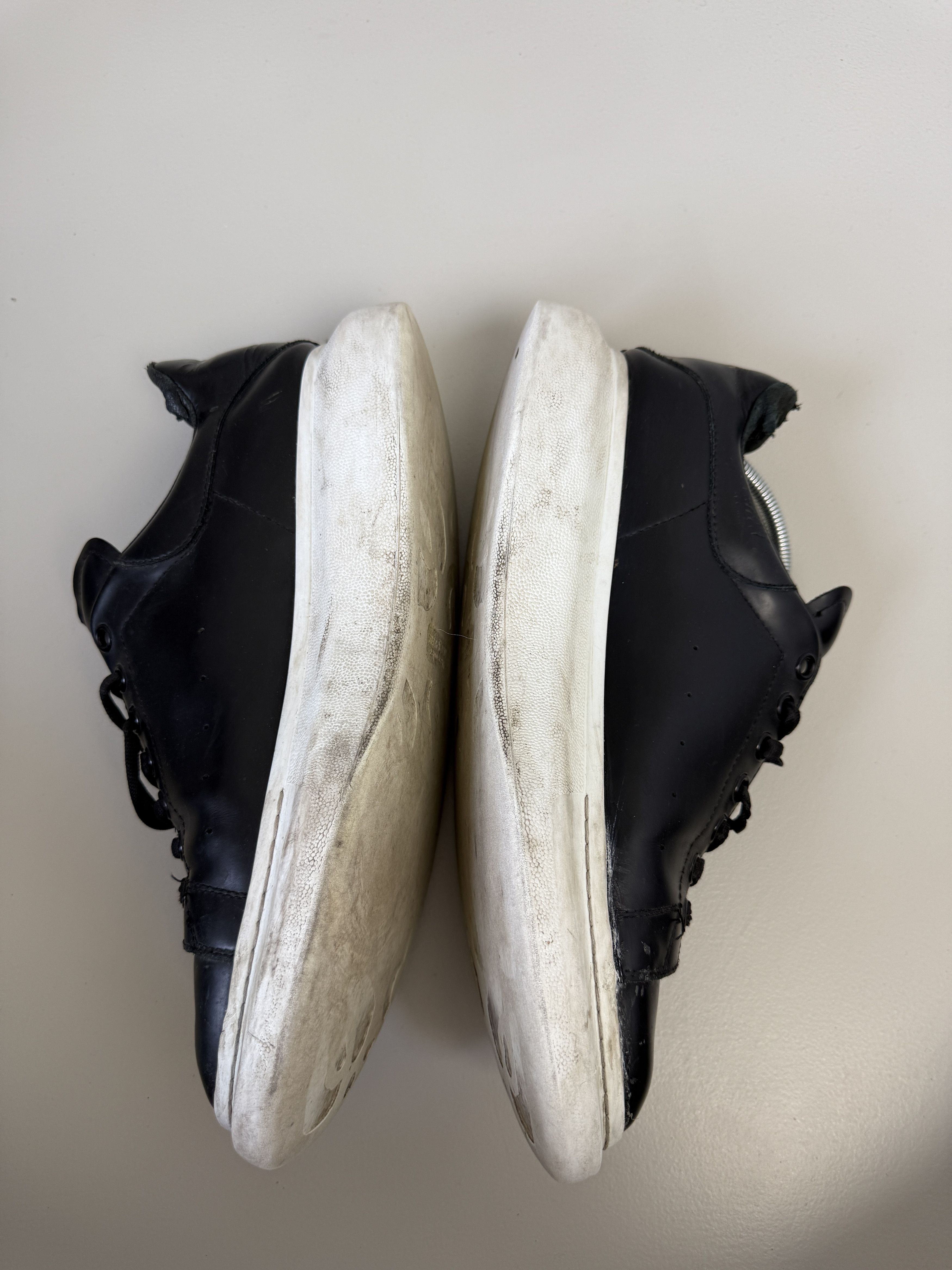 Alexander McQueen Alexander McQueen leather low trainers shoes sneakers Size US 13 / EU 46 - 7 Thumbnail