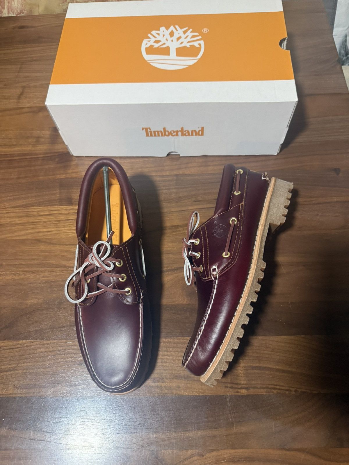 Timberland Timberland® Authentic 3-Eye Lug Handsewn Boat Shoe Burgundy Size US 11 / EU 44 - 1 Thumbnail