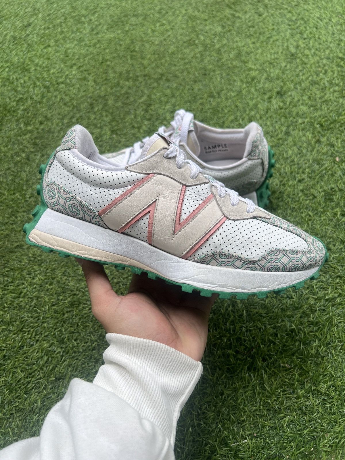 Casablanca × New Balance Sample New Balance x Casablanca 327 Munsell White Green Size US 7.5 / IT 37.5 - 1 Thumbnail