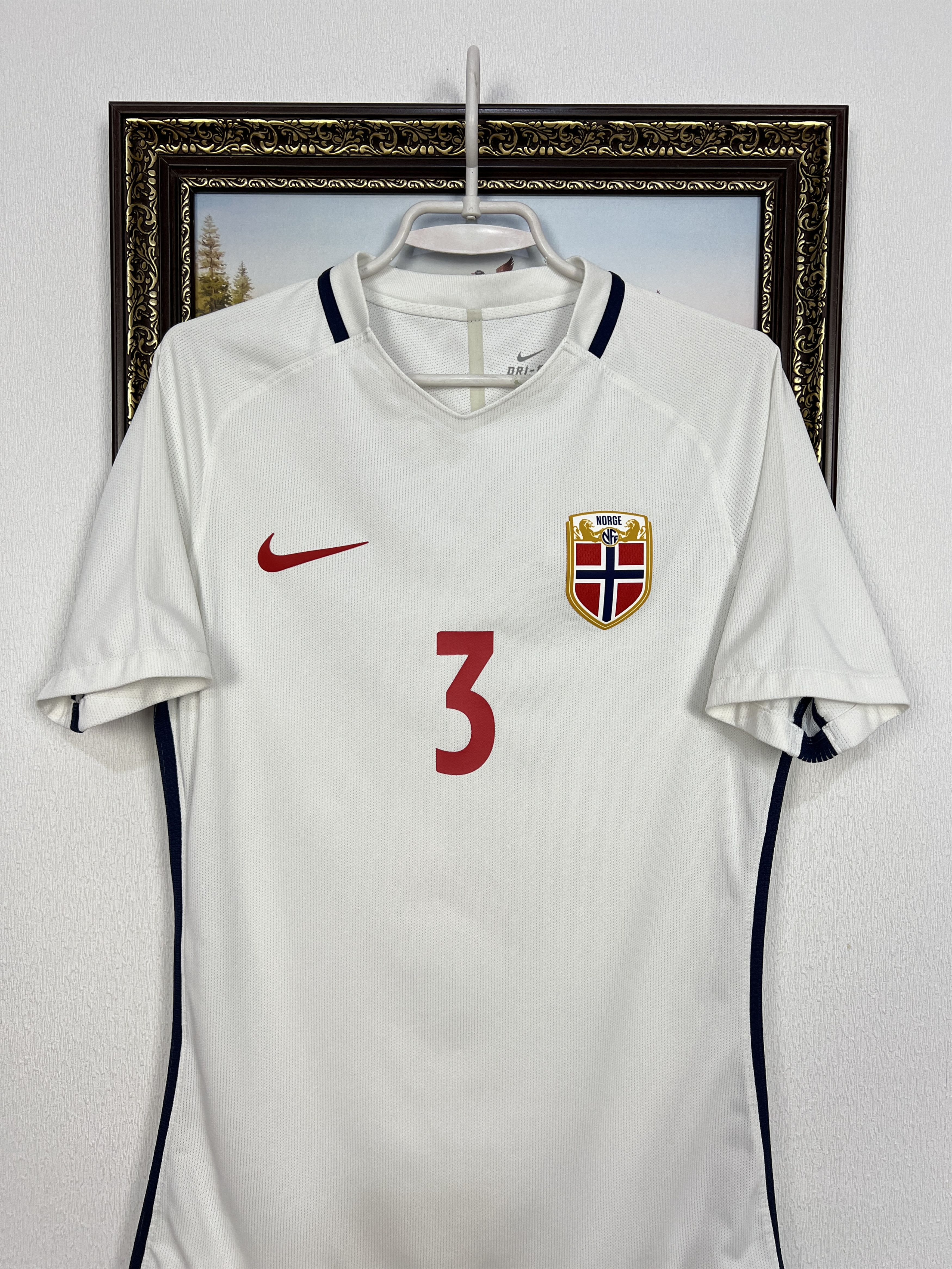 Nike Norway Away football shirt 2016 Soccer #3 Nike Player Issue Size US M / EU 48-50 / 2 - 2 Thumbnail