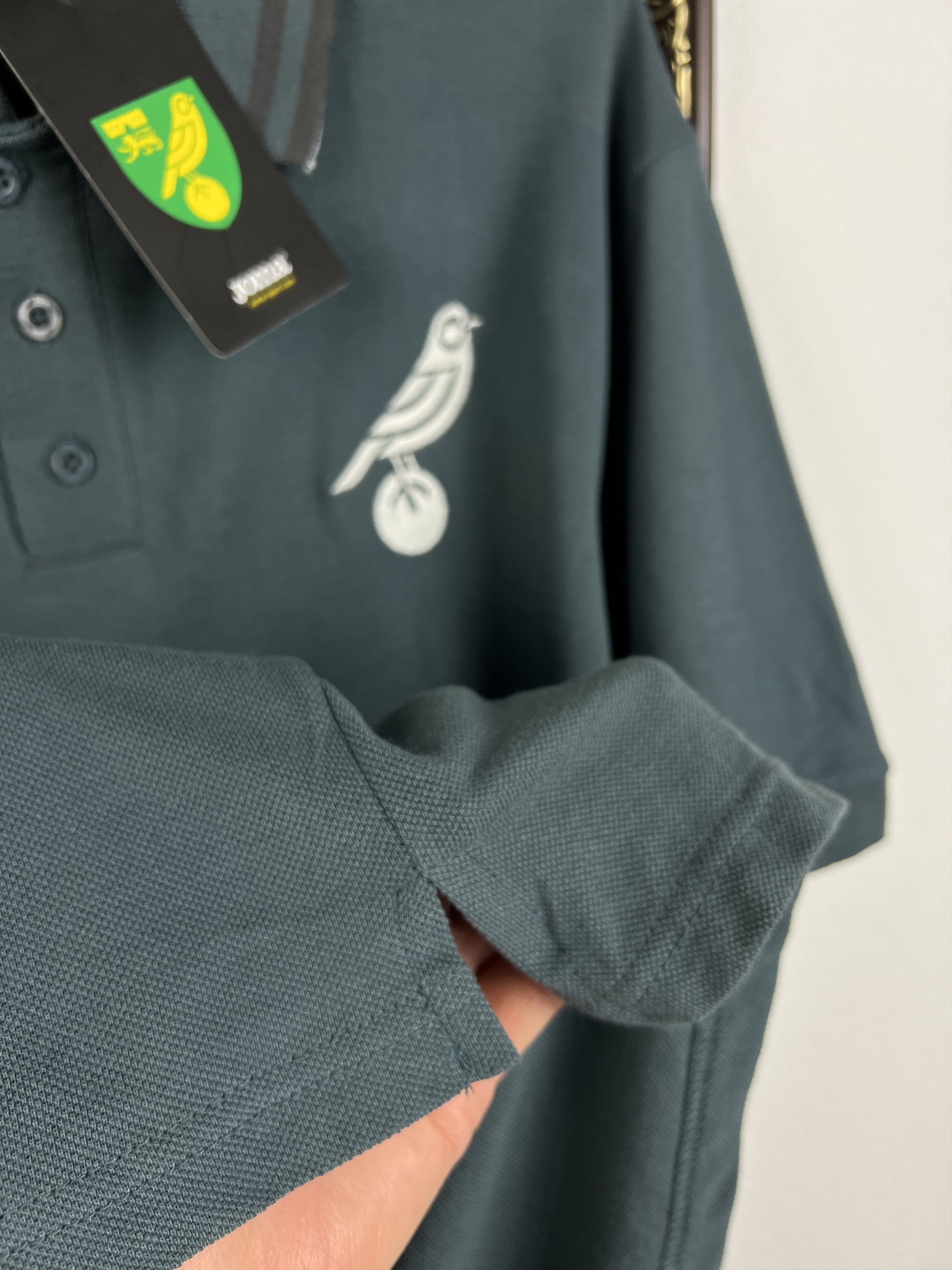 Joma Norwich City Football Polo Train Shirt Soccer Jersey Trikot Size US L / EU 52-54 / 3 - 4 Thumbnail