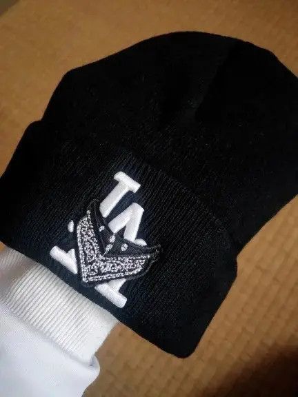 Japanese Brand Hip Hop LA Letter Embroidered Knitted Beanie Hats Size ONE SIZE - 4 Thumbnail