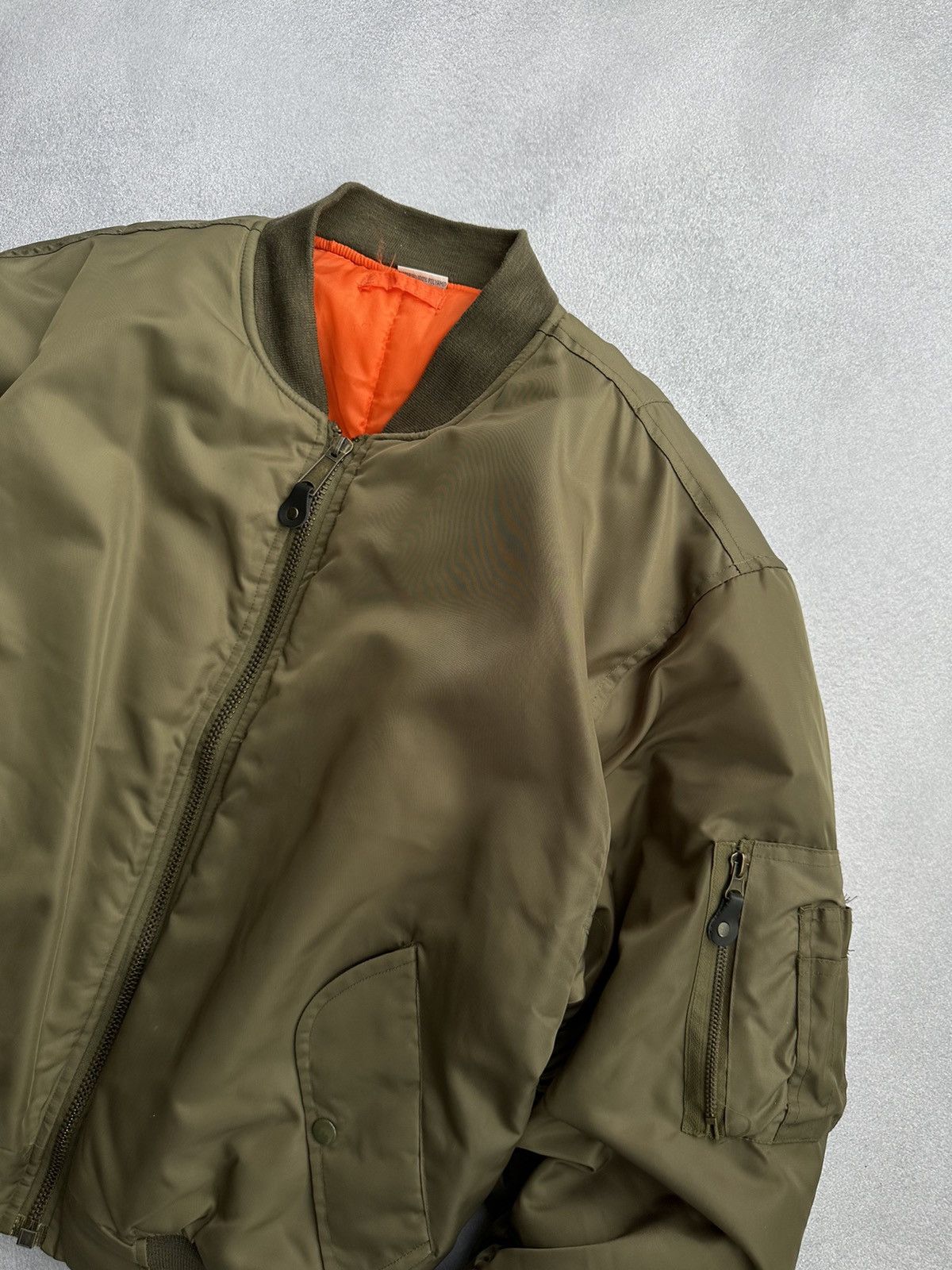 Vintage Vintage MA-1 Nylon Khaki Bomber Jacket Size US XL / EU 56 / 4 - 5 Thumbnail