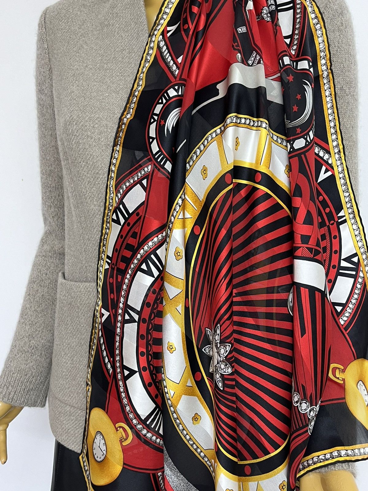 Cartier Cartier Made In France Red Silk Scarf 85x85 Cm Clock Print Size ONE SIZE - 13 Thumbnail