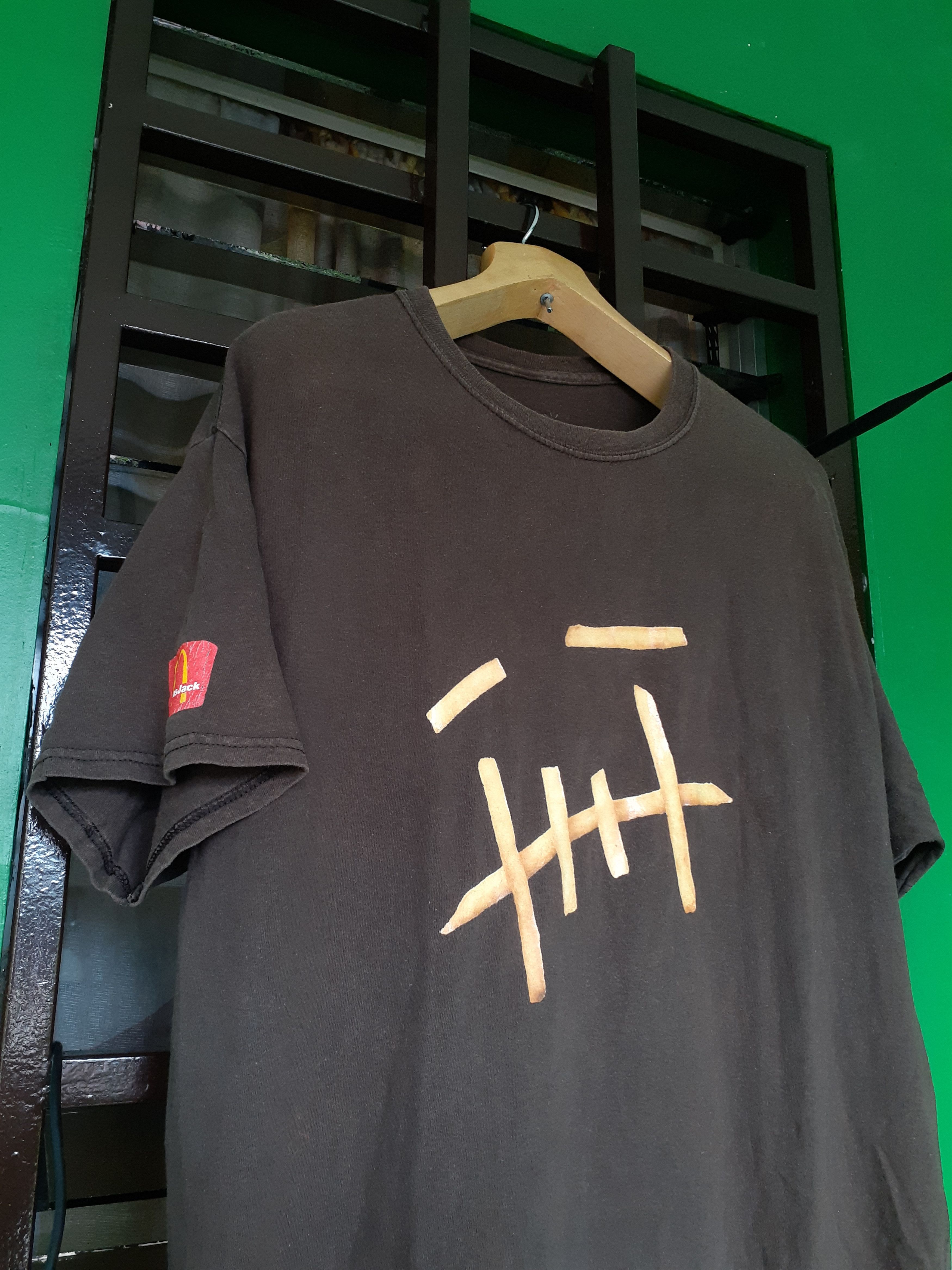 Designer × Travis Scott Travis Scott Cactus Jack Mc Donald Fries Tee Size US M / EU 48-50 / 2 - 3 Thumbnail