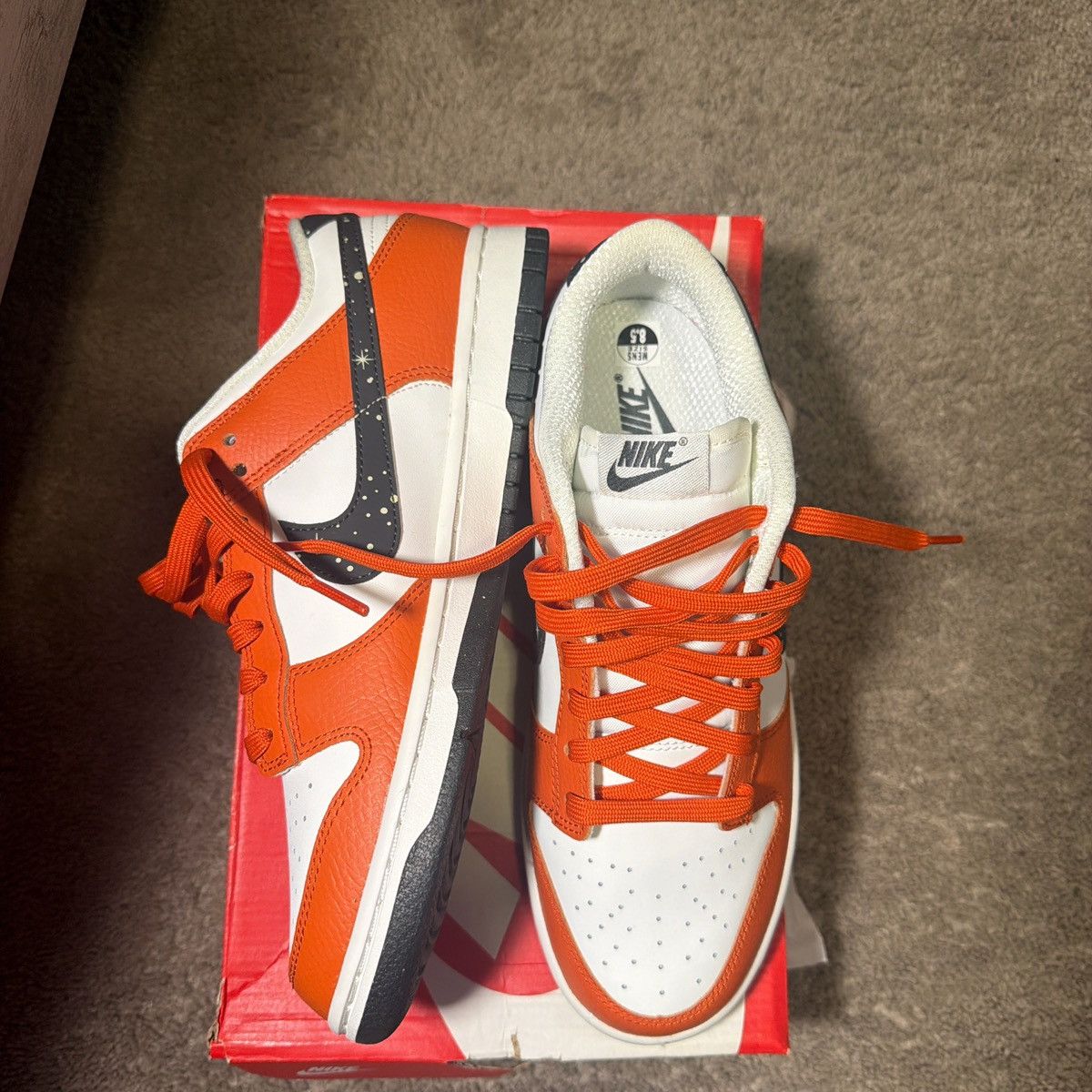 Nike Nike Dunk Low Starry swoosh Size US 8.5 / EU 41-42 - 4 Thumbnail