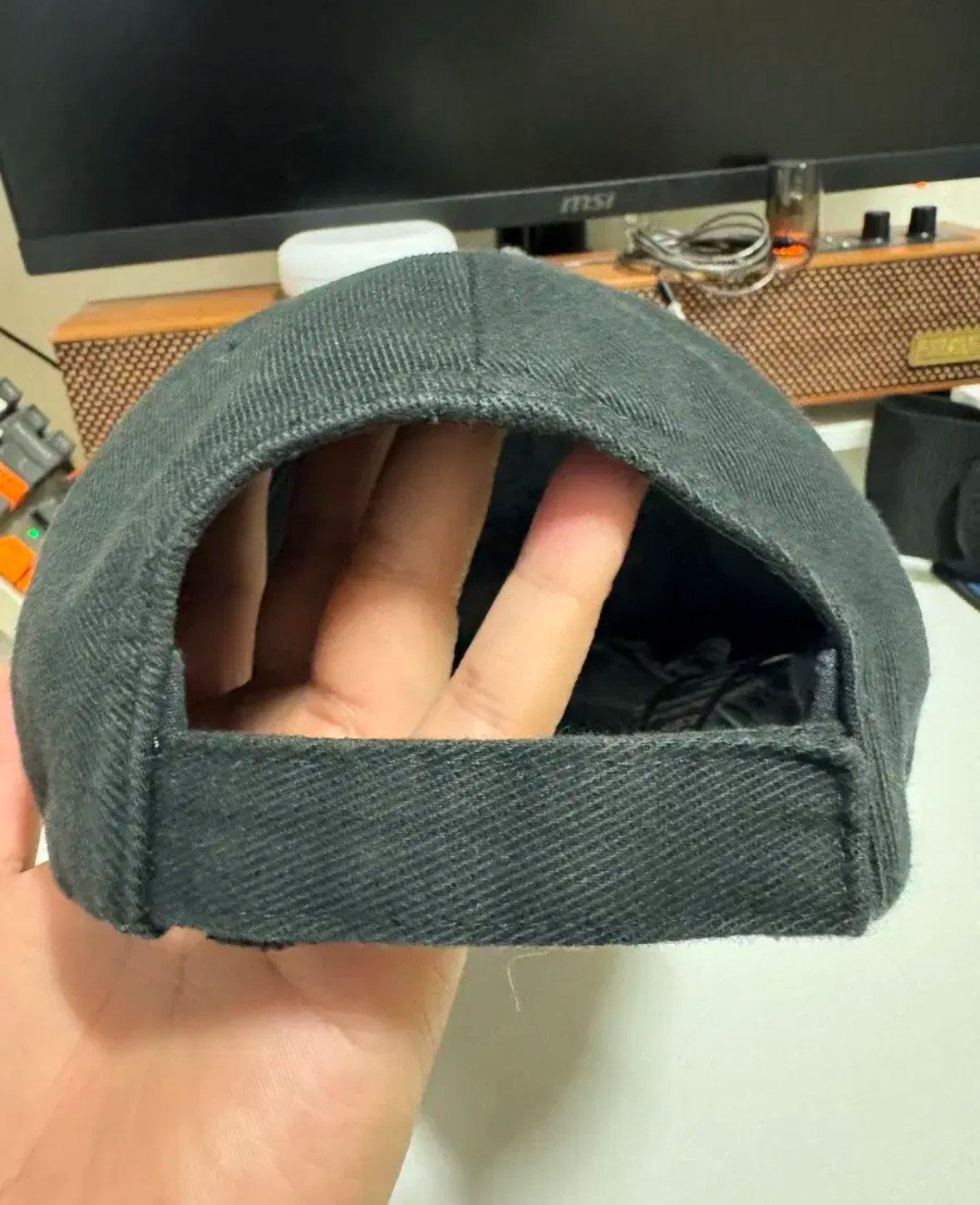 Balenciaga Balenciaga BB Destroyed Ballcap Size ONE SIZE - 3 Thumbnail
