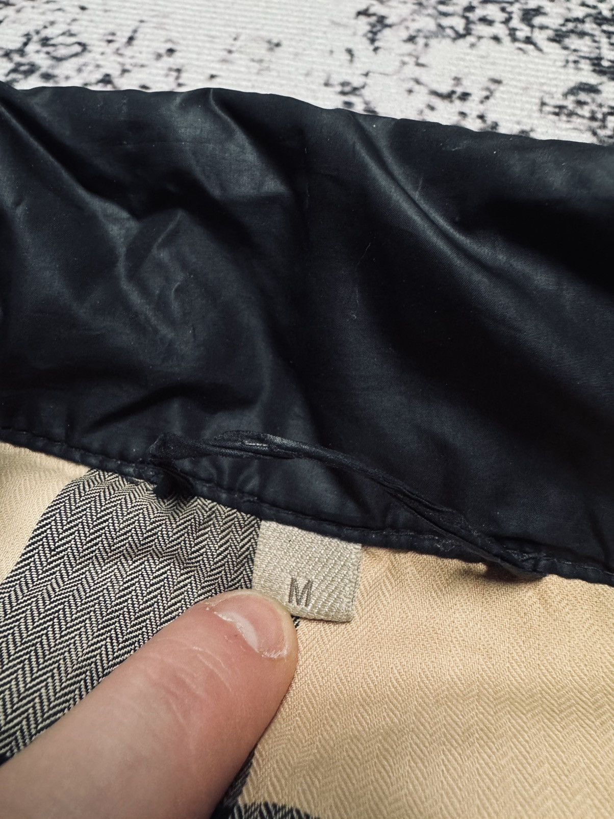 Burberry × Designer × Vintage Burberry puffer bomber jacket black full pattern beige M Size US M / EU 48-50 / 2 - 5 Thumbnail