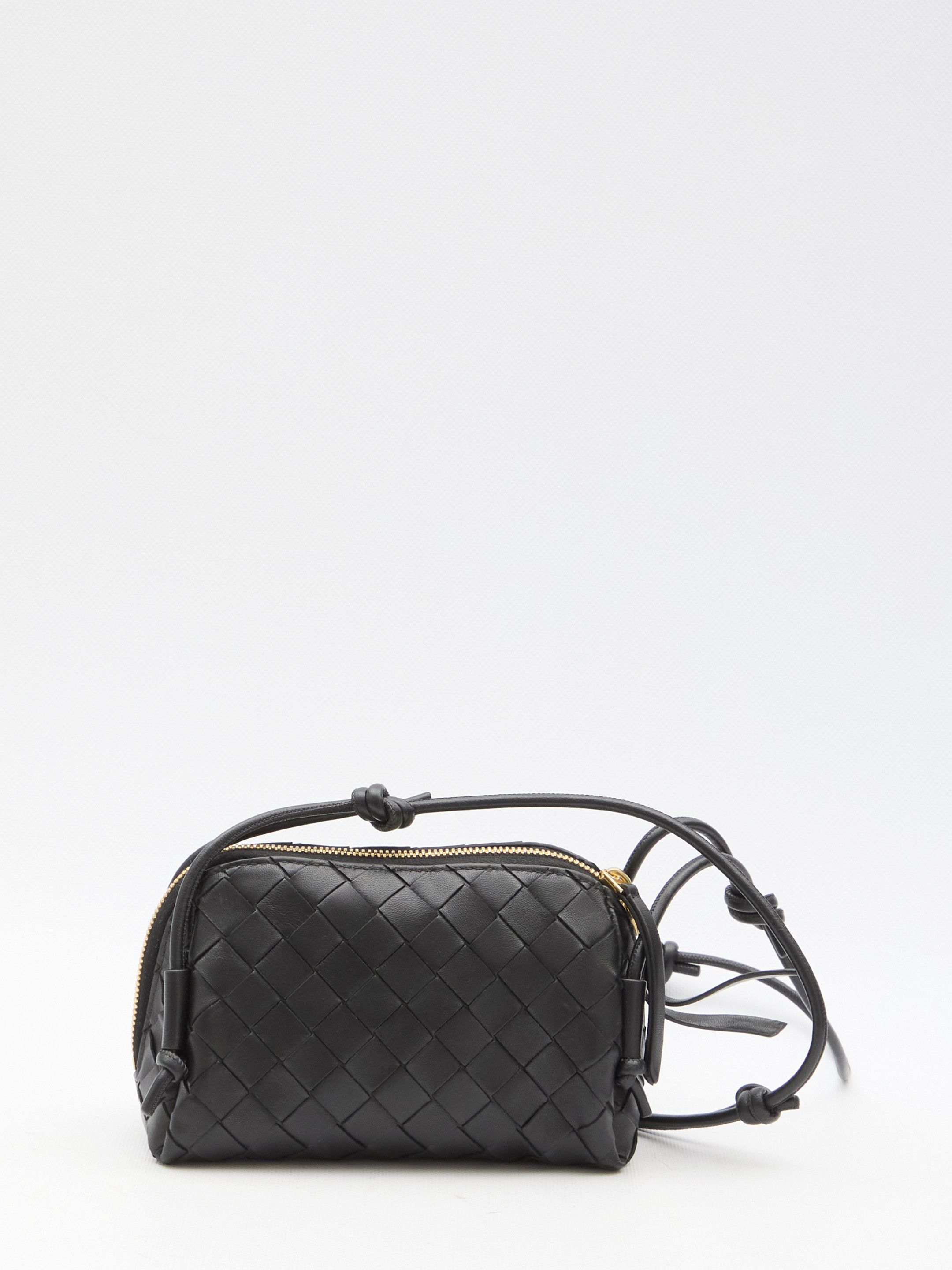 Bottega Veneta Black Intrecciato Concert bag QT - USA Duties Paid