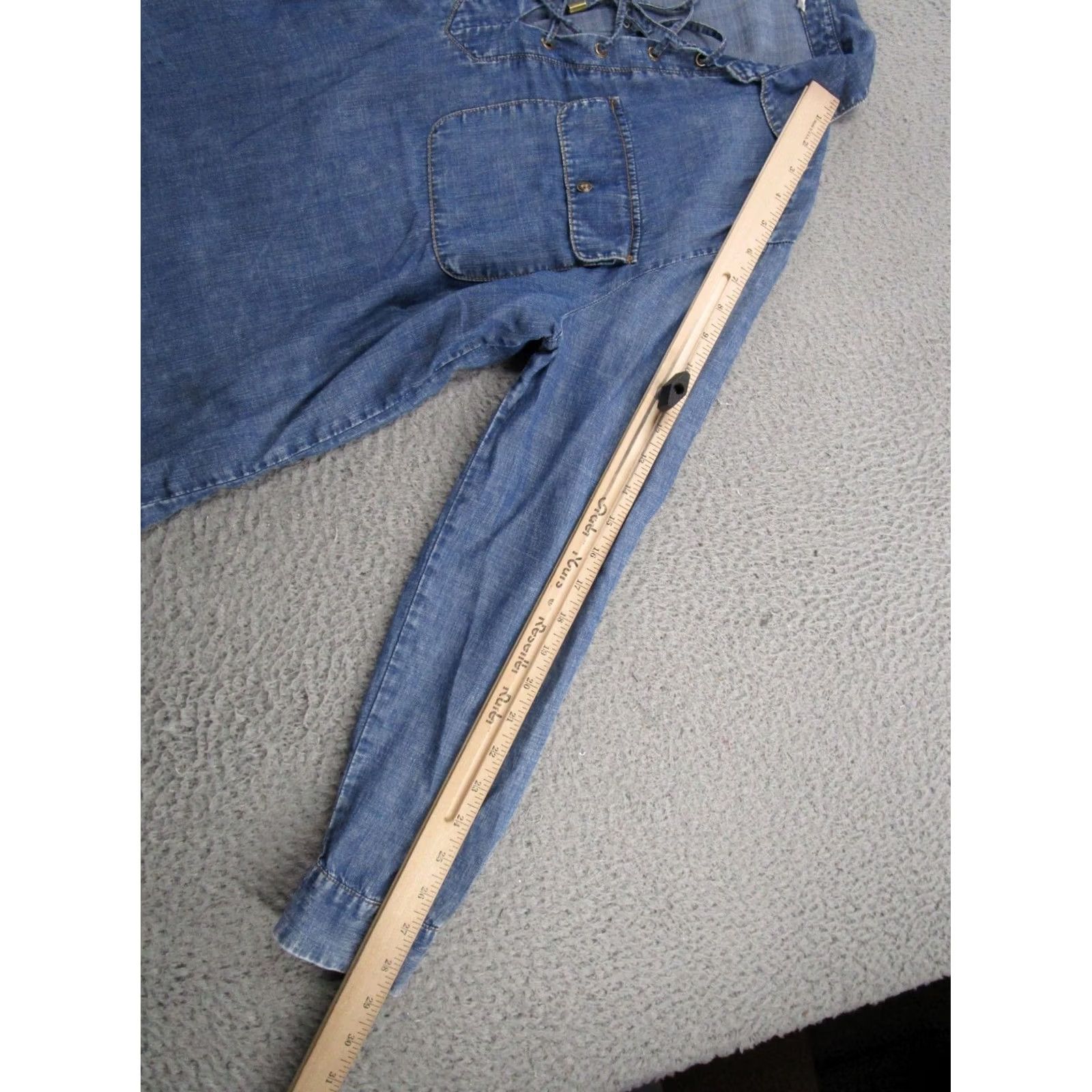 Vintage Jane Blouse Long Sleeve Roll Tab Pockets Lyocell Chambray Size L Blue Women 90s? (adjusted) Size L / US 10 / IT 46 - 7 Thumbnail