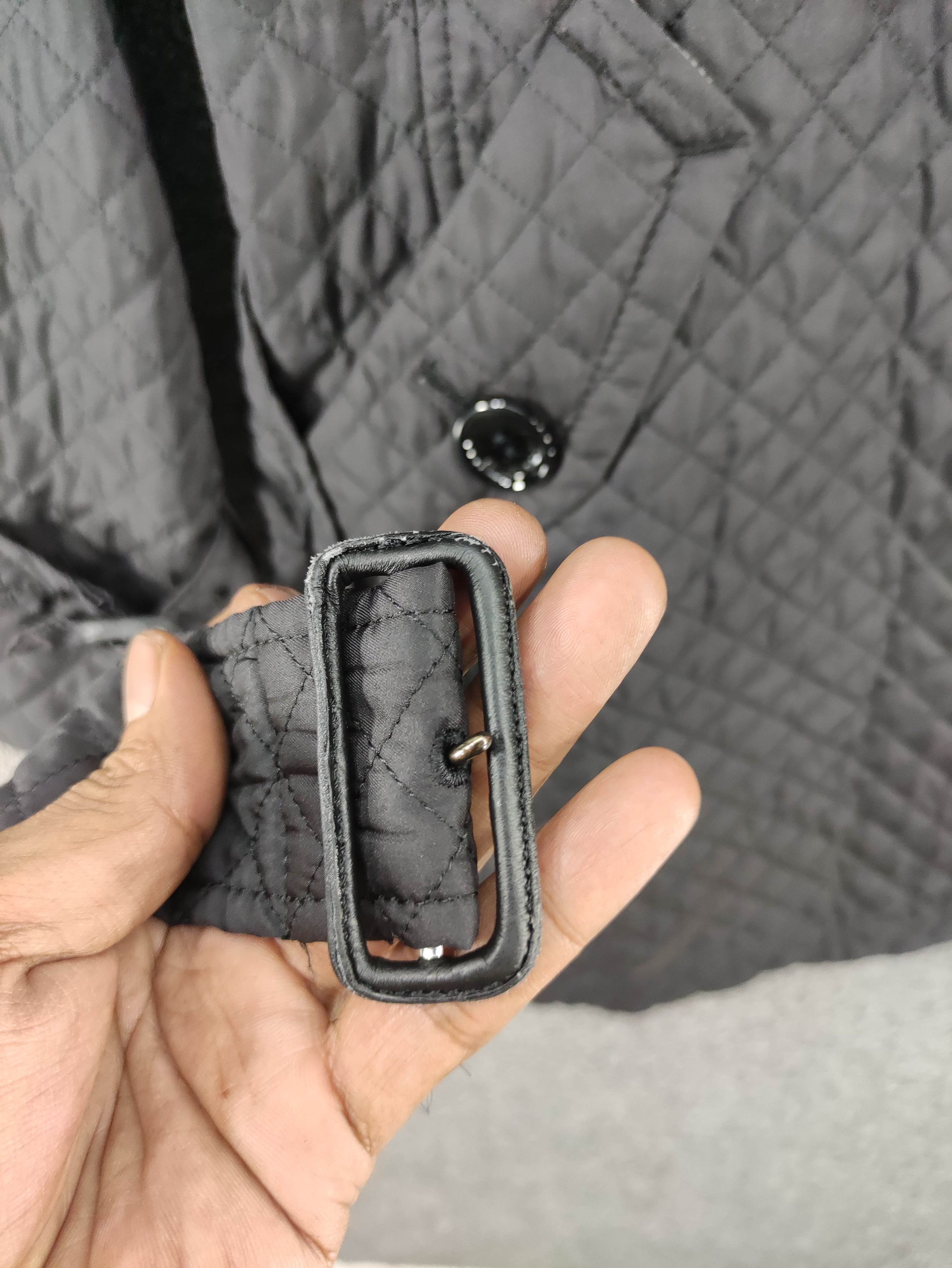 Burberry Vintage Burberry London Quilted Belted Jacket Zipper Size XS / US 0-2 / IT 36-38 - 4 Thumbnail