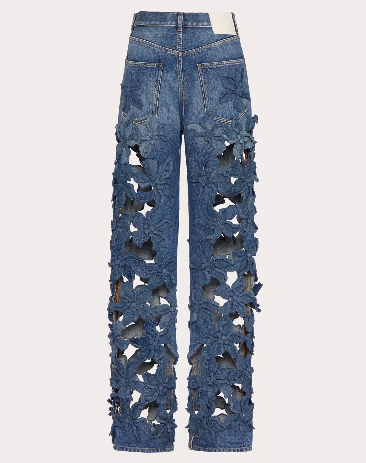 Valentino o1s1wg110625 Embroidered Denim Trousers in Medium Blue Size 26" / US 2 / IT 38 - 2 Thumbnail
