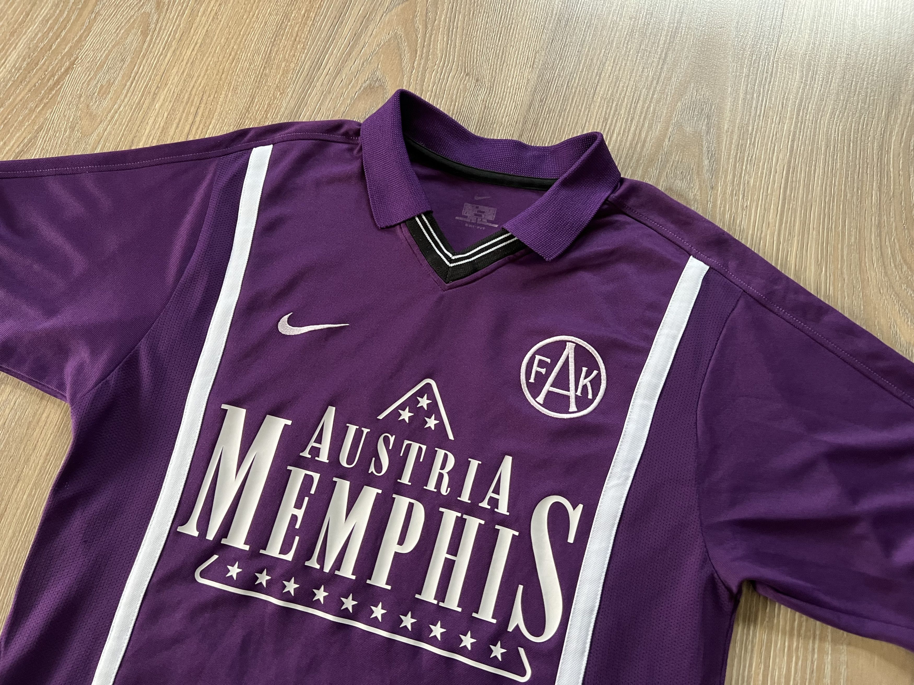 Nike Vintage Nike Austria Wien Home Shirt #19 Gilewicz 2000-2002 Size US S / EU 44-46 / 1 - 4 Thumbnail