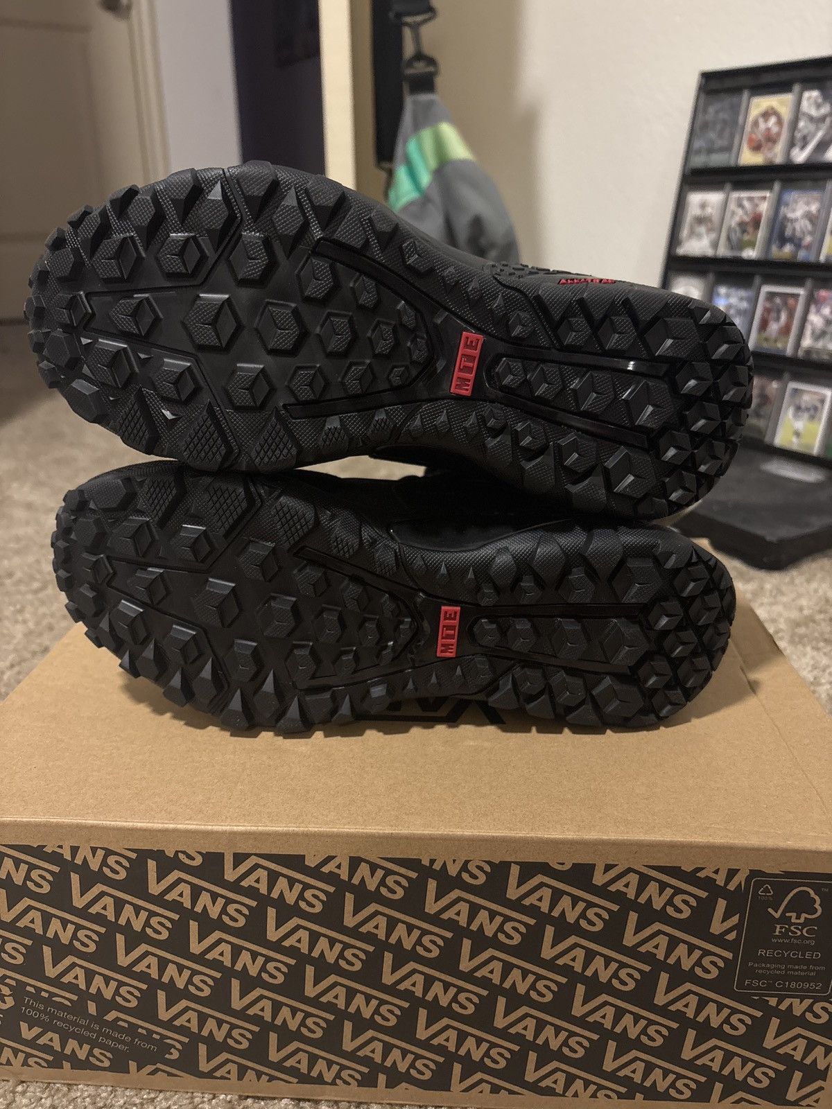Vans Vans GORE-TEX Crestline Boots Size US 7 / EU 40 - 4 Thumbnail