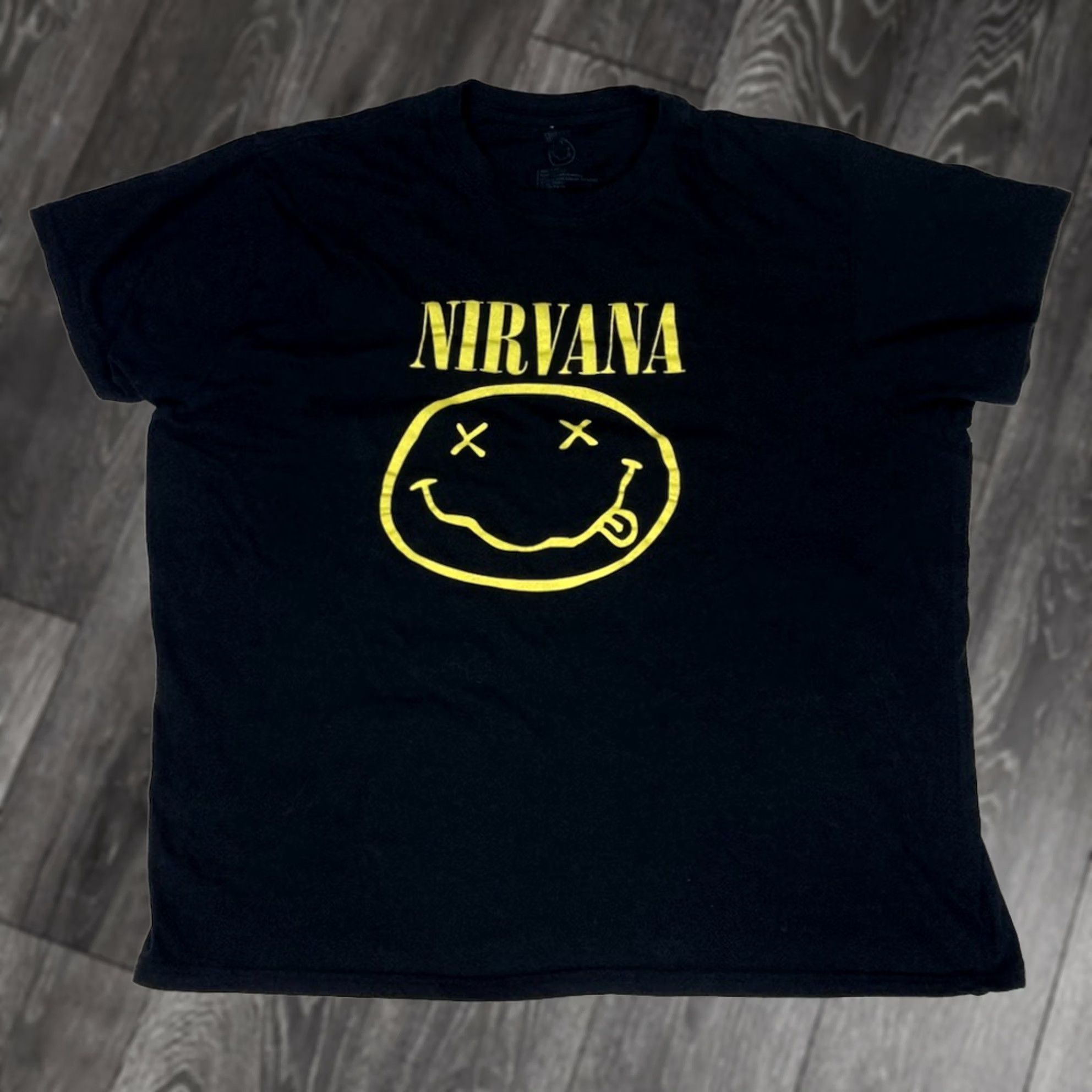 Logo 7 Nirvana T-Shirt Women XL Black Logo Graphic Crew Neck Short Sleeve Vintage Style Official Merch Size XL / US 12-14 / IT 48-50 - 1 Thumbnail