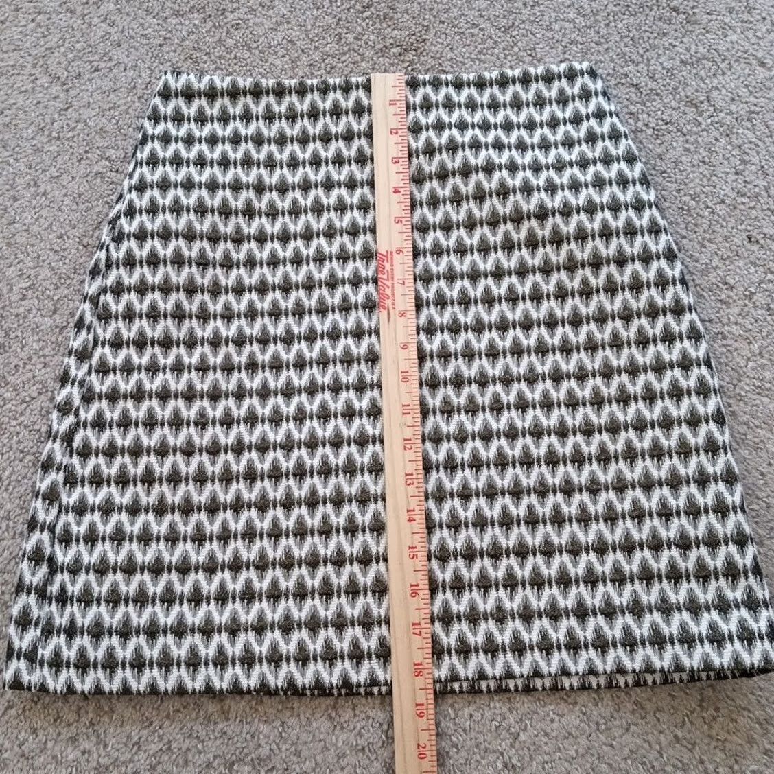 Loft LOFT Skirt Short A-Line Lined Silver Geometric Cotton Polyester Size 2 Women Size 26" / US 2 / IT 38 - 4 Thumbnail